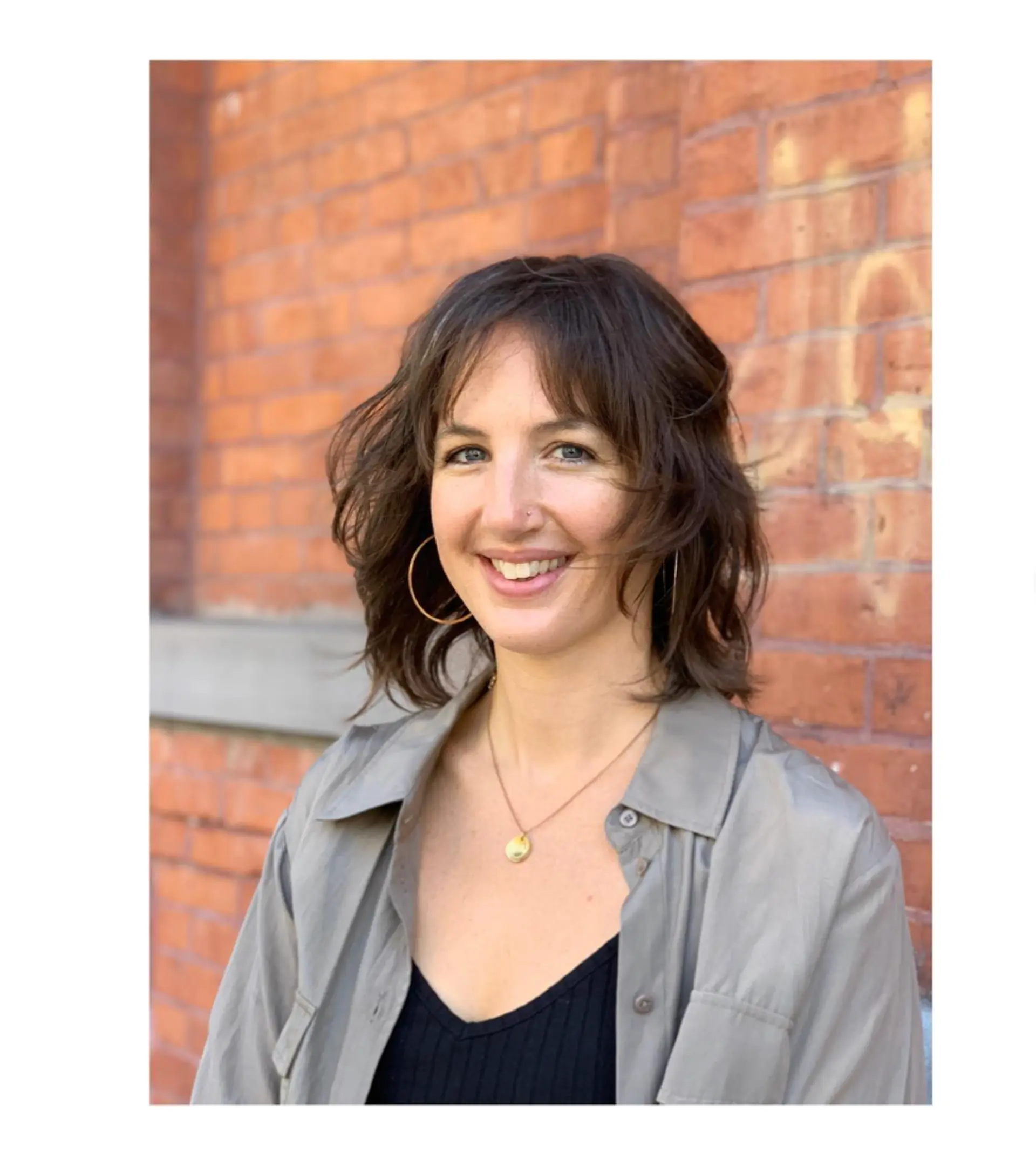 A trendy shaggy bob with textured layers and face-framing bangs, ideal for wavy hair. 1