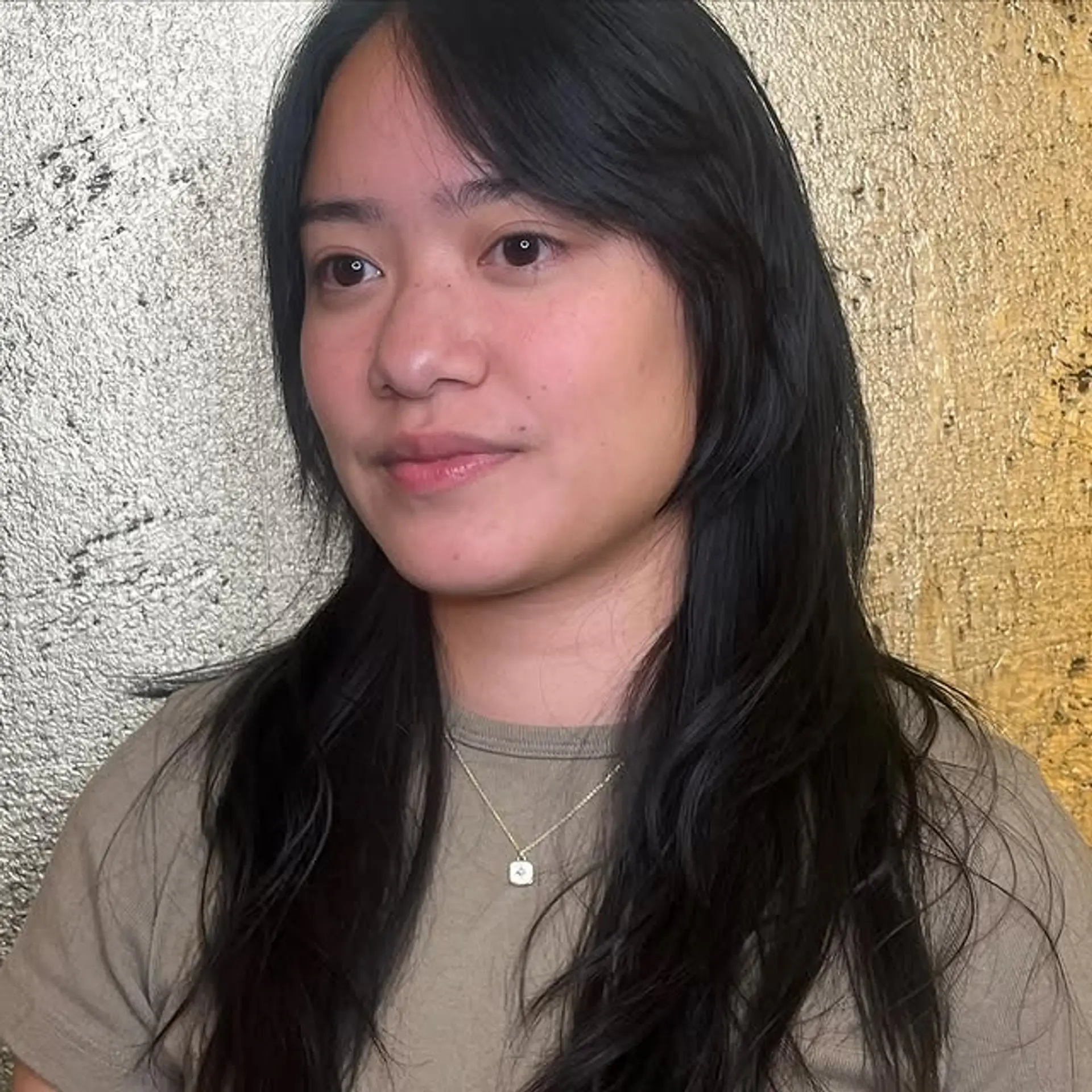 A layered shag haircut with face-framing layers and curtain bangs. 1