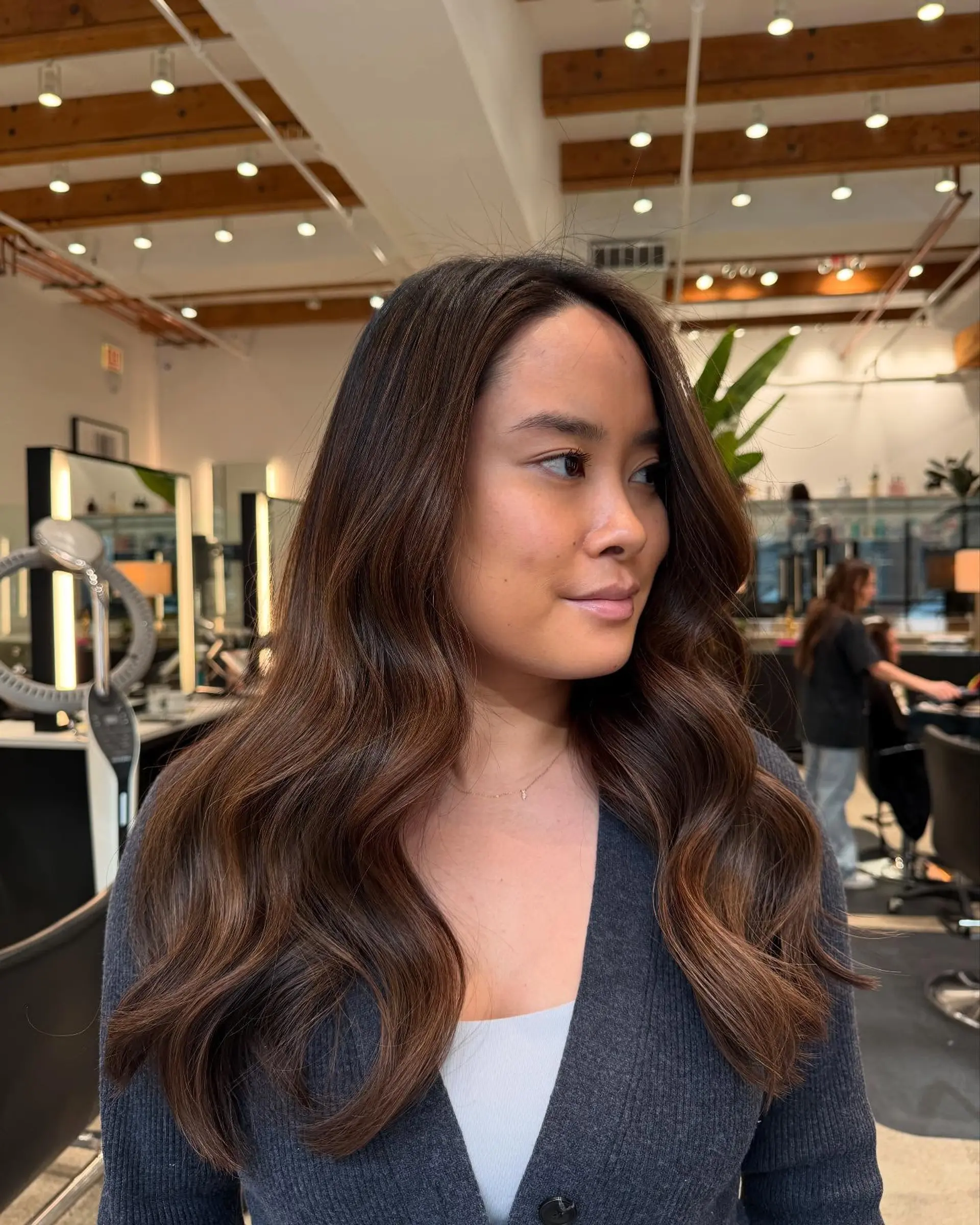 Long, soft waves with a dimensional balayage. 2