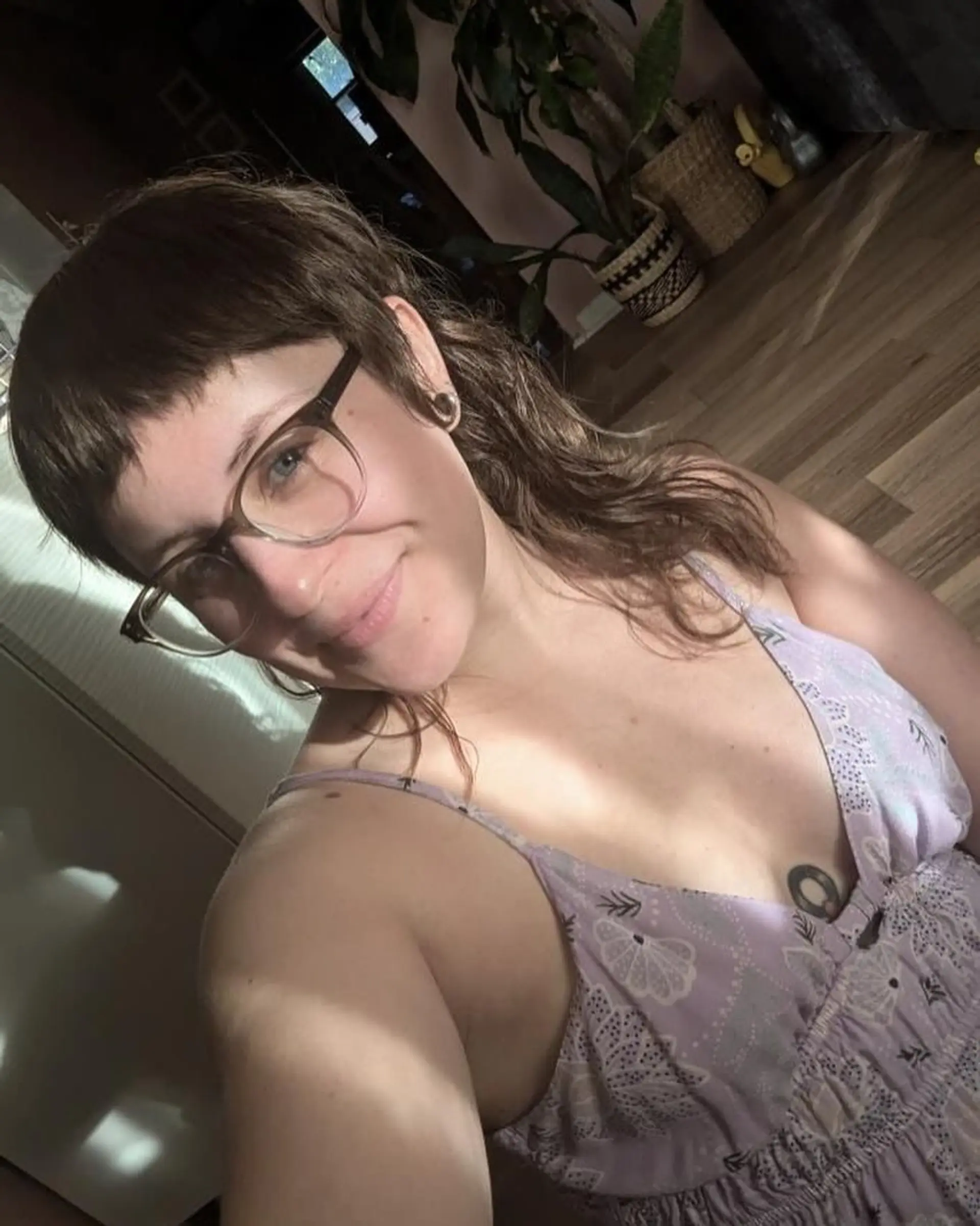 A modern shag mullet featuring choppy layers and super short micro bangs. 1