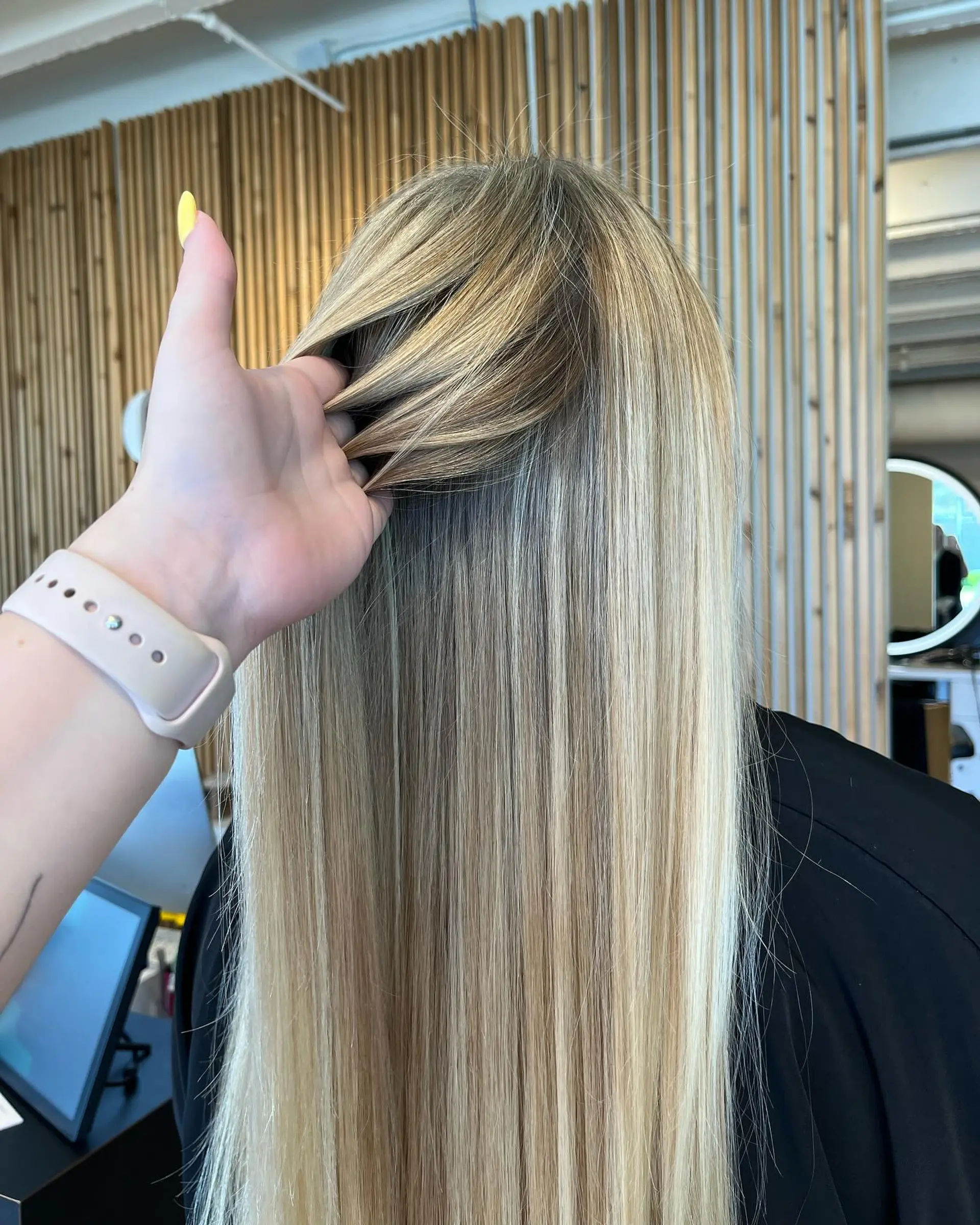 Ultra-long, pin-straight hair featuring multi-dimensional blonde highlights and subtle lowlights. 1