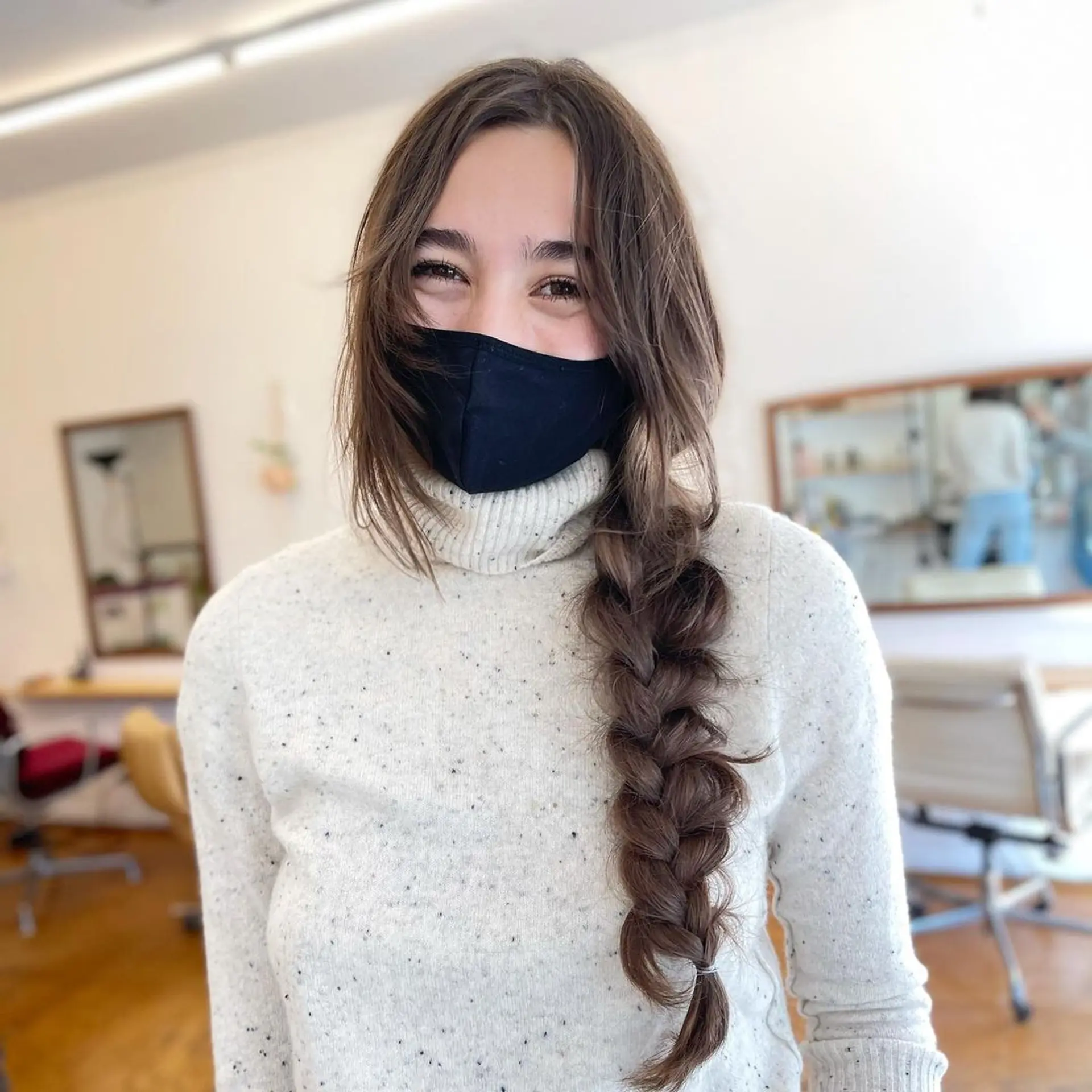 A 'Soft Waves Cascade' hairstyle featuring very long, light brown hair with loose, natural-looking waves, soft volume, and flowing layers, creating an effortlessly chic look with minimal styling. by @takeohair 3