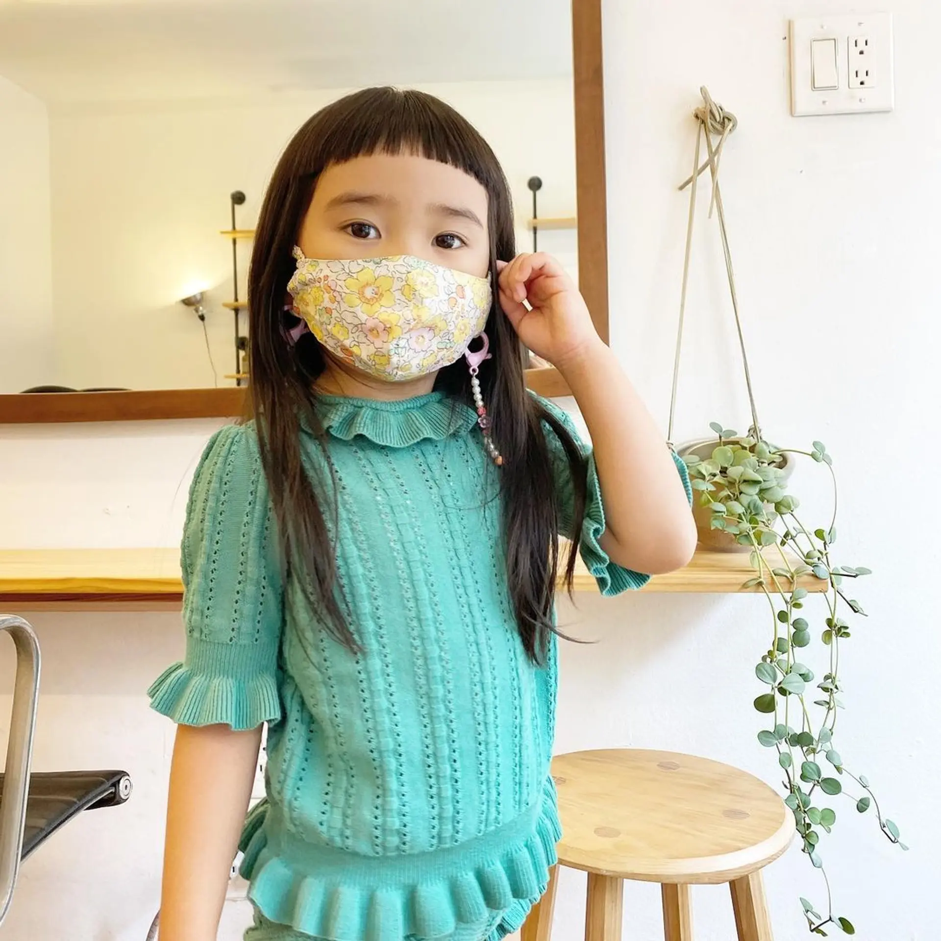 Long, straight hair with blunt bangs. The hair is dark brown to black and extends smoothly past the shoulders with a natural glossy shine. bangs by @takeohair 1