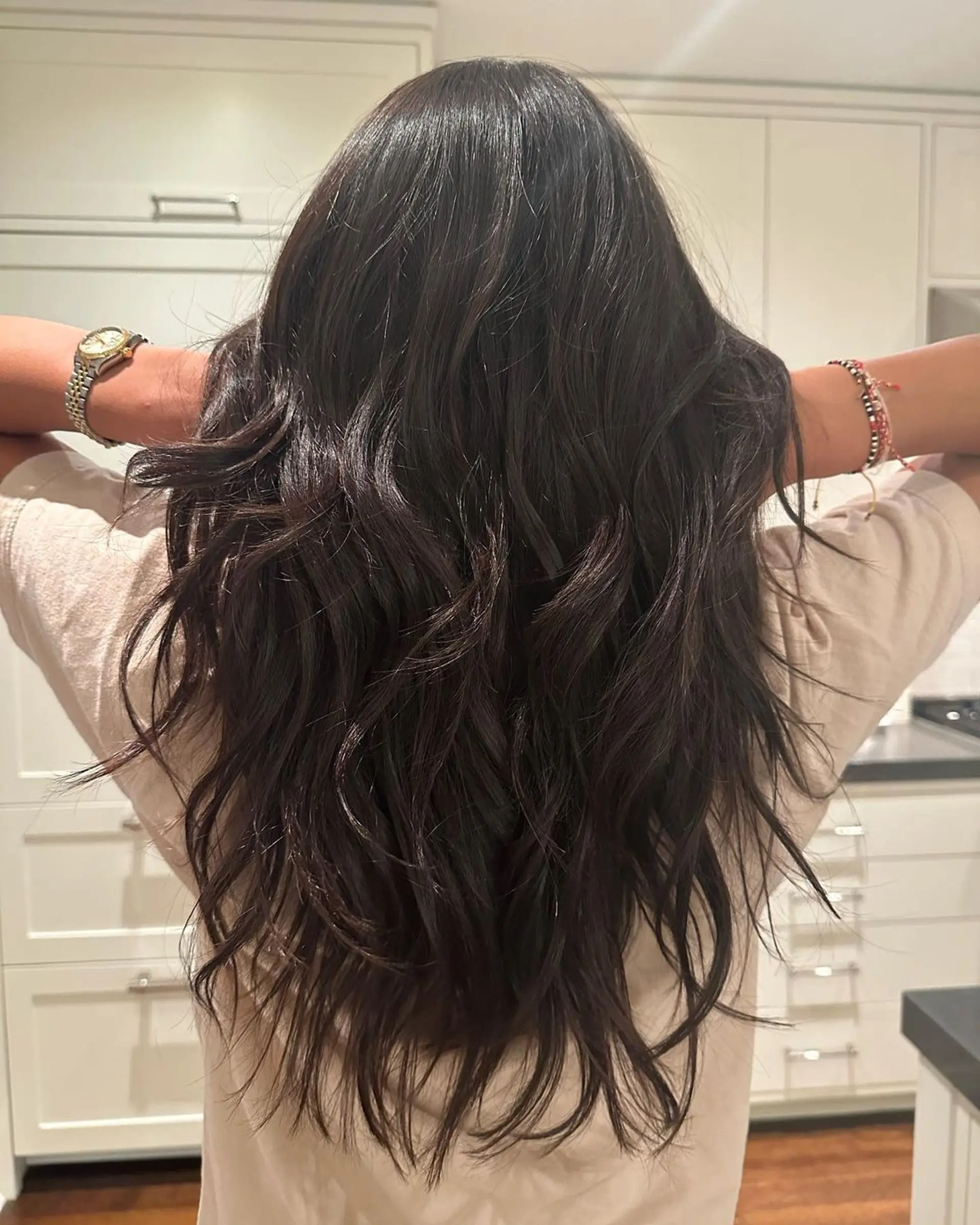 Classic wavy cut + blowout! 2