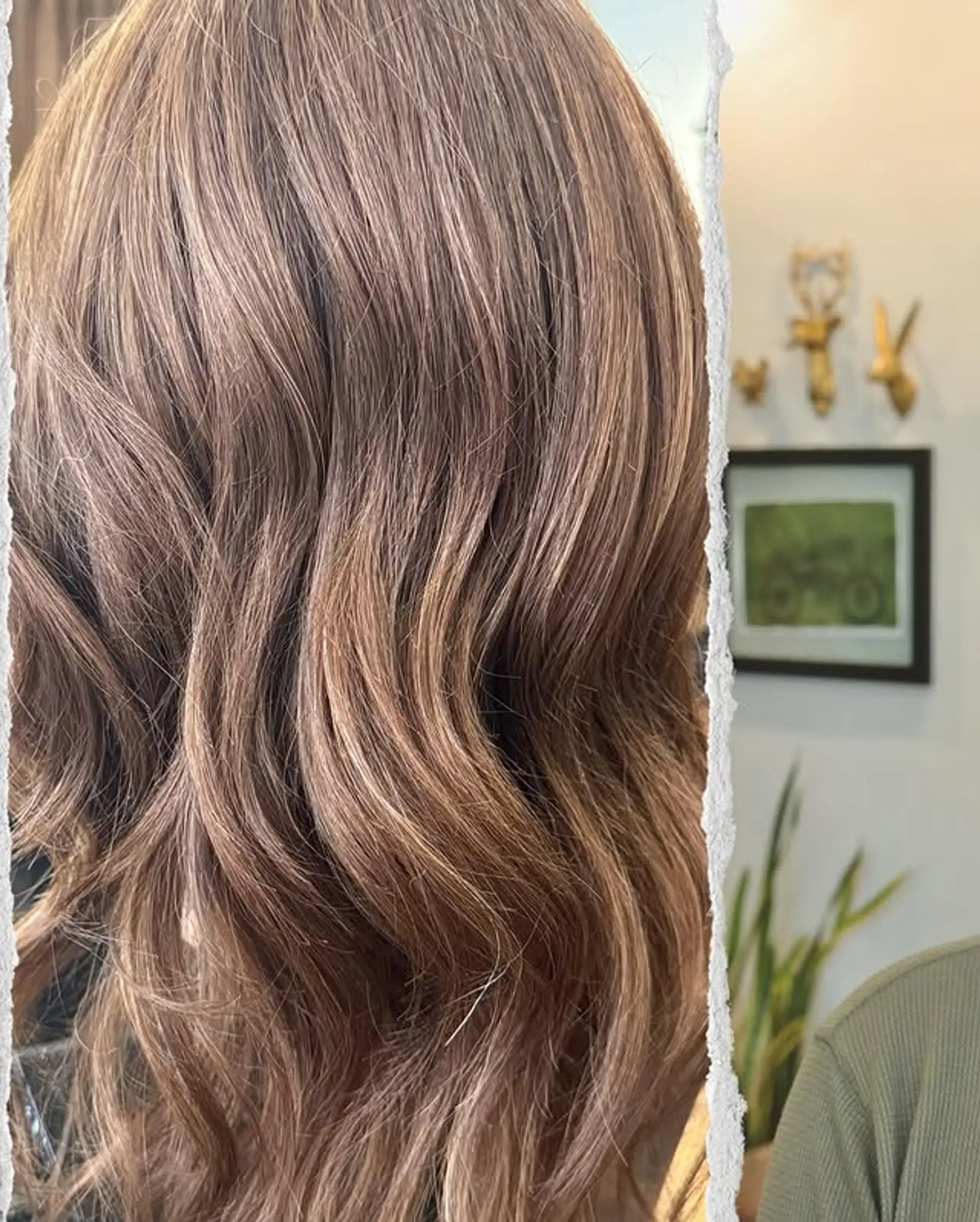 A medium-length wavy style with a bronde balayage. 1