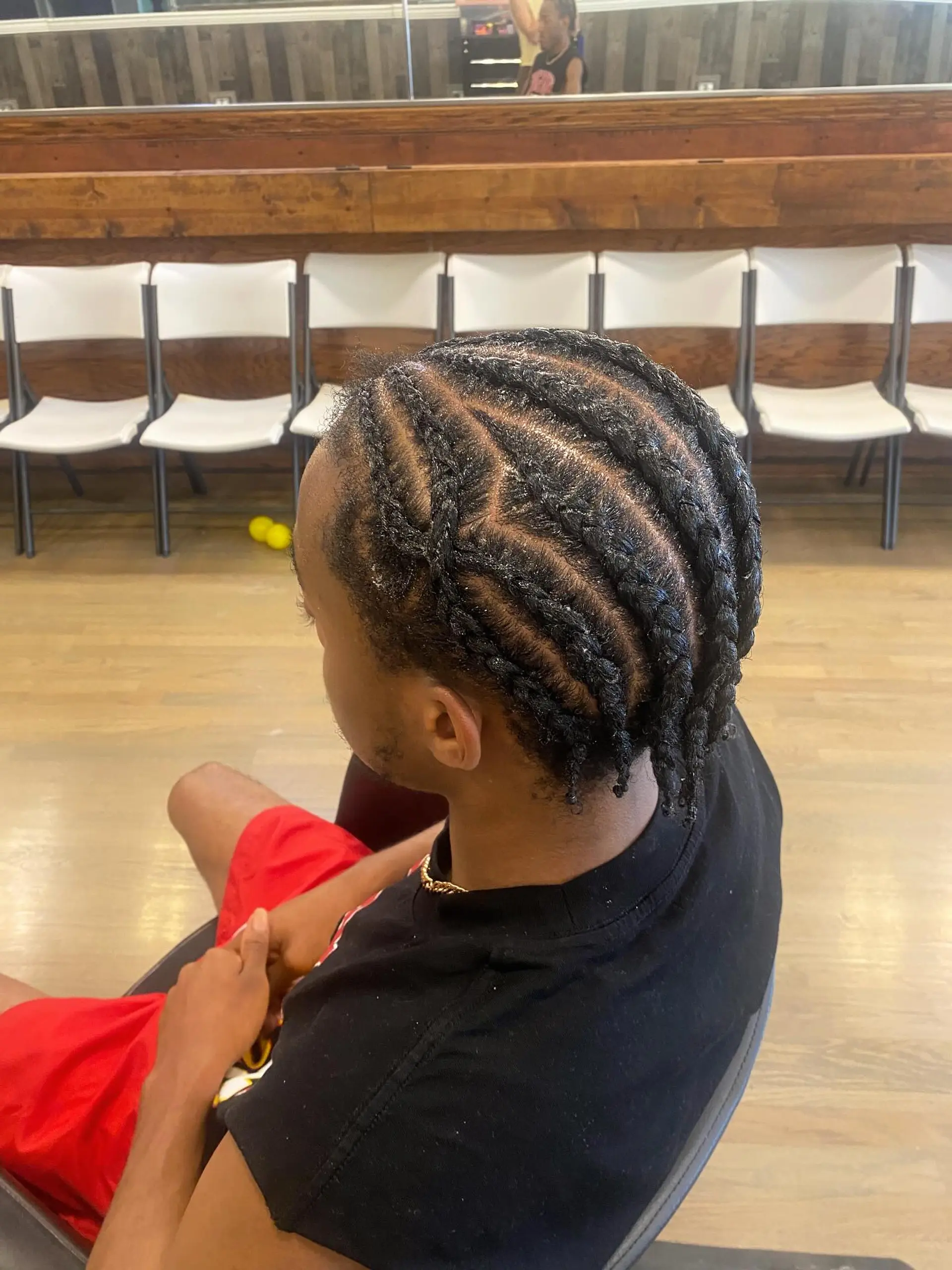 Short, neatly braided rows. 1