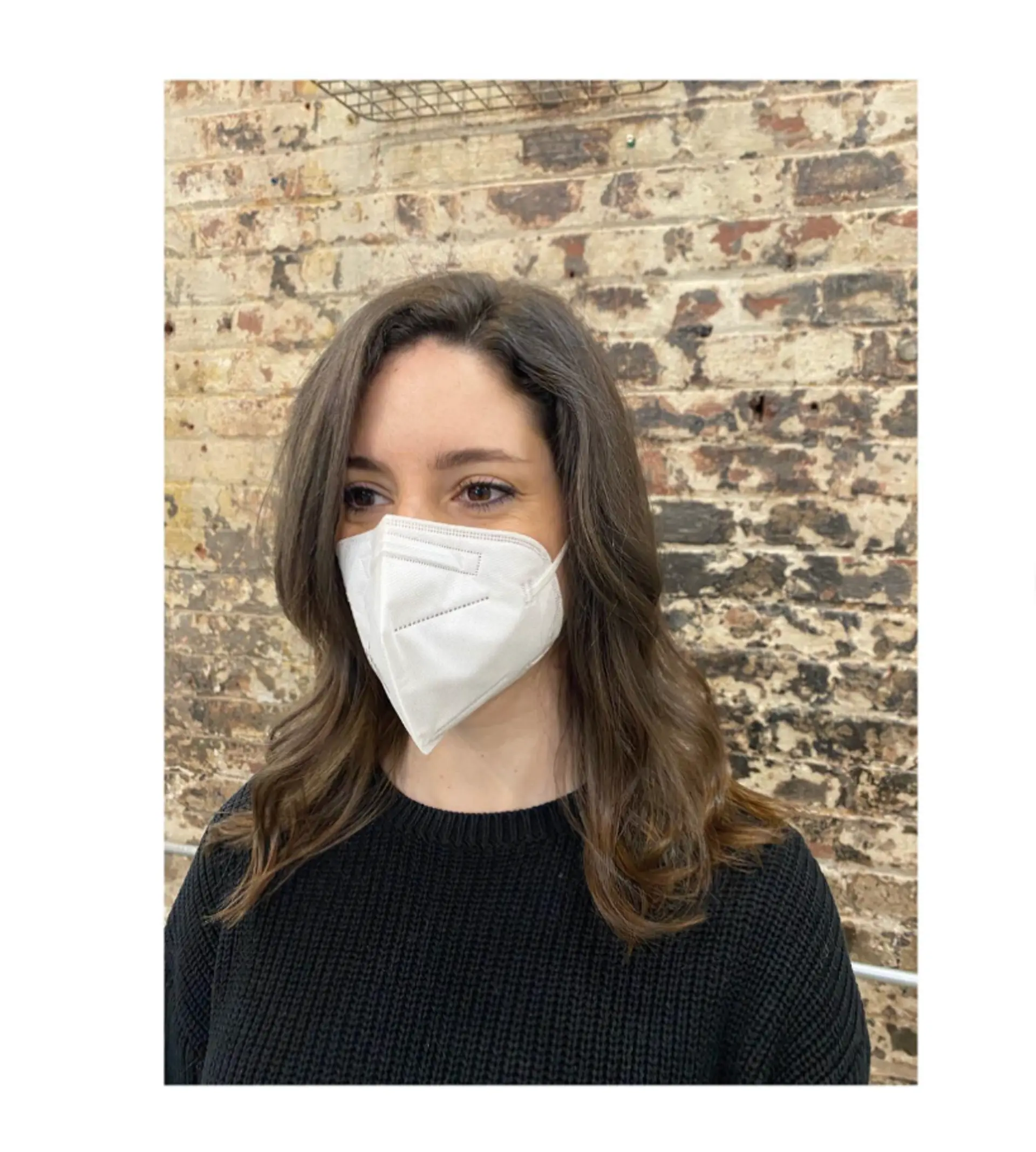 Medium length wavy hairstyle with soft layers and subtle highlights. 1