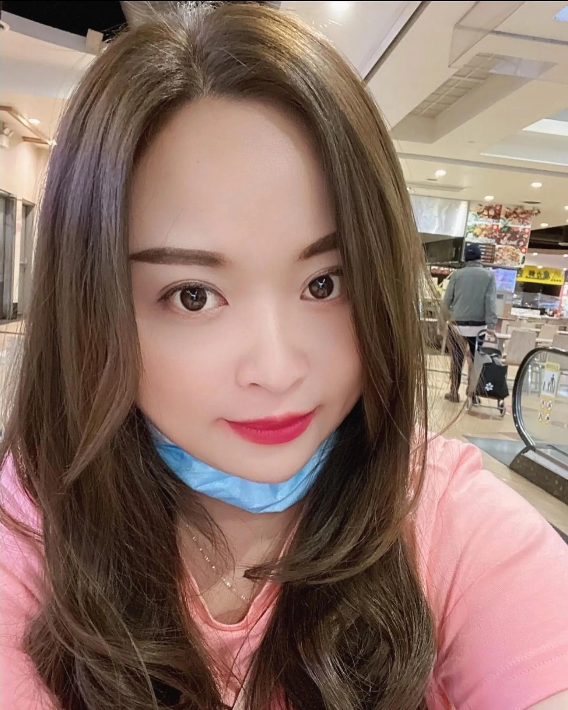 Long, straight hair with face-framing layers. 1