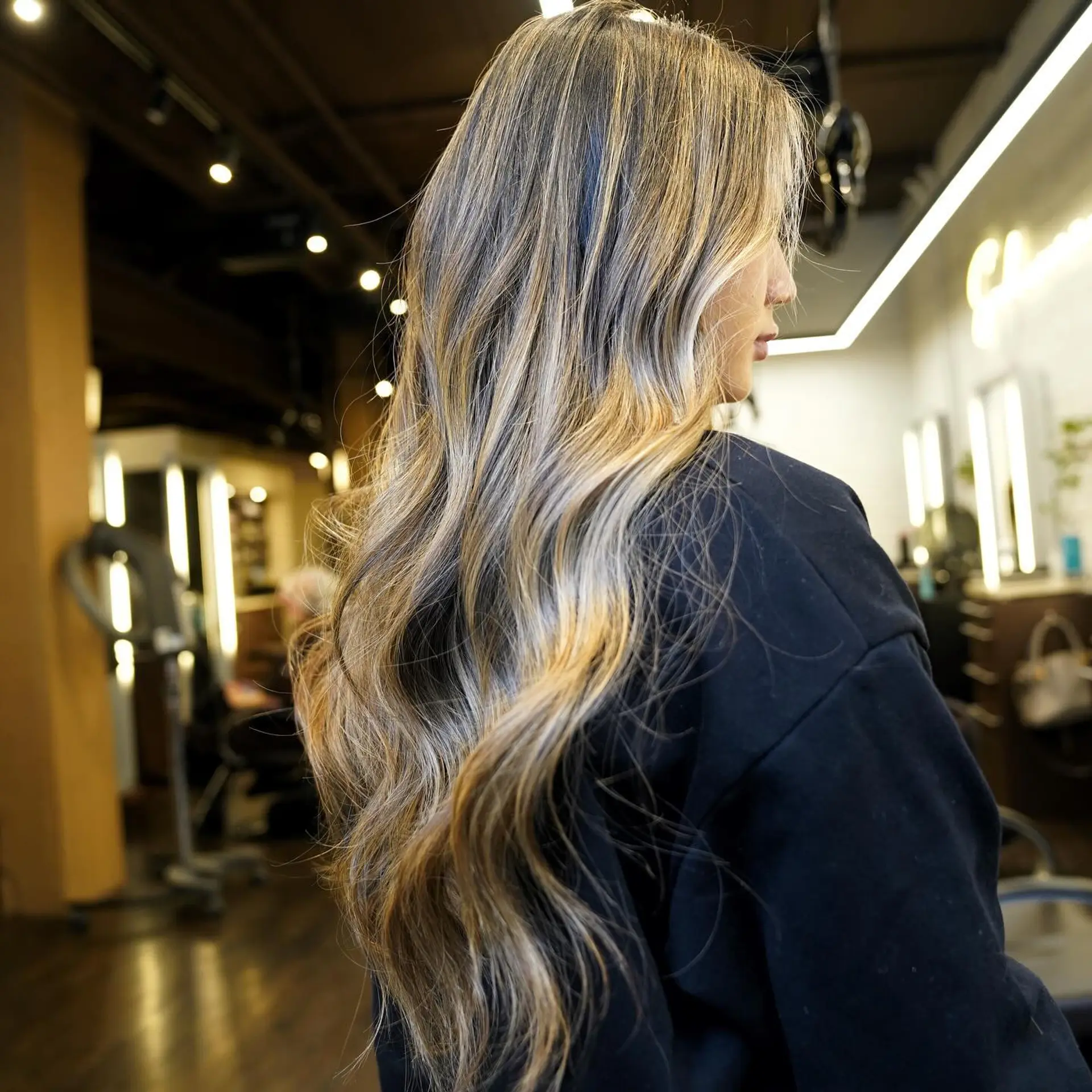 Bronde balayage with soft waves. 1