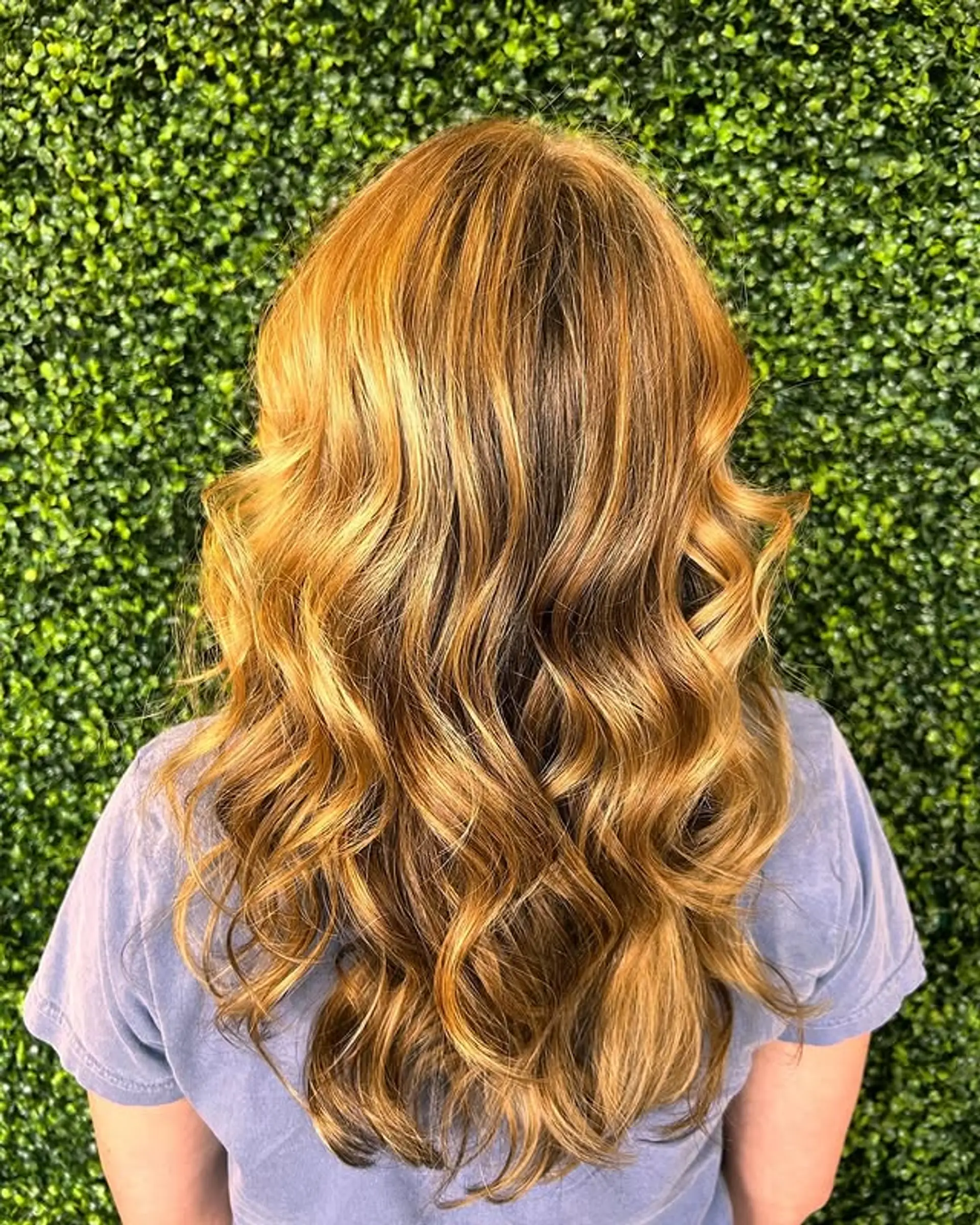 Long, wavy hairstyle with soft waves and layers. 1