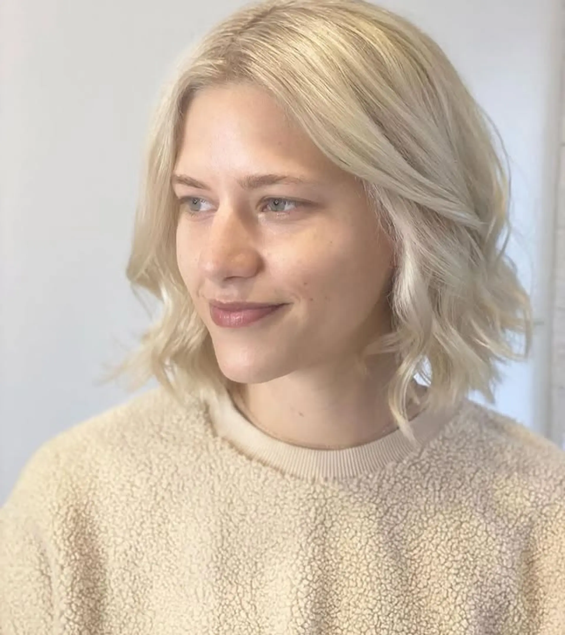 A wavy bob with loose, beachy waves. 1