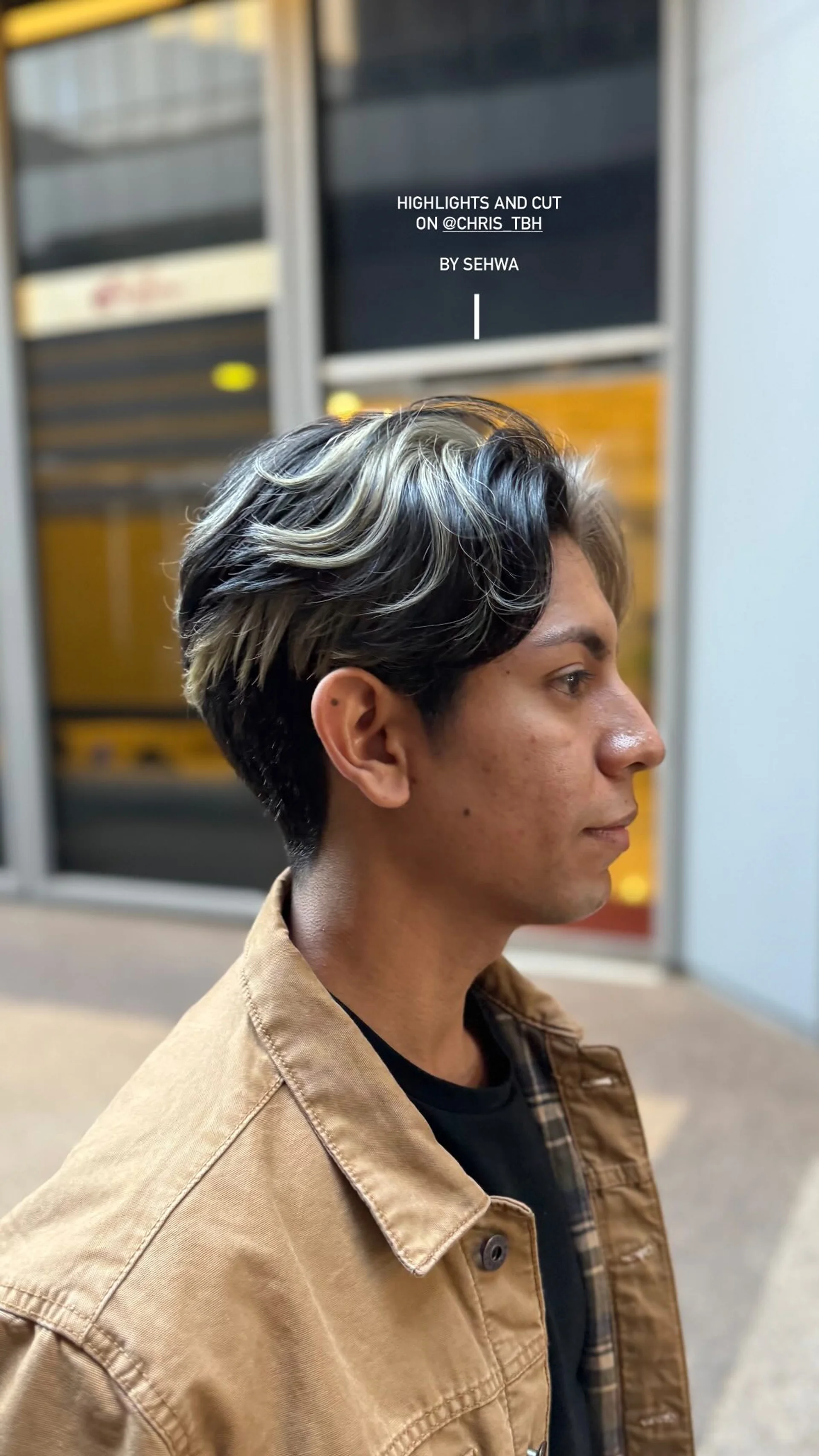 A classic men's tapered haircut, neatly styled for a clean finish. - Preview 1