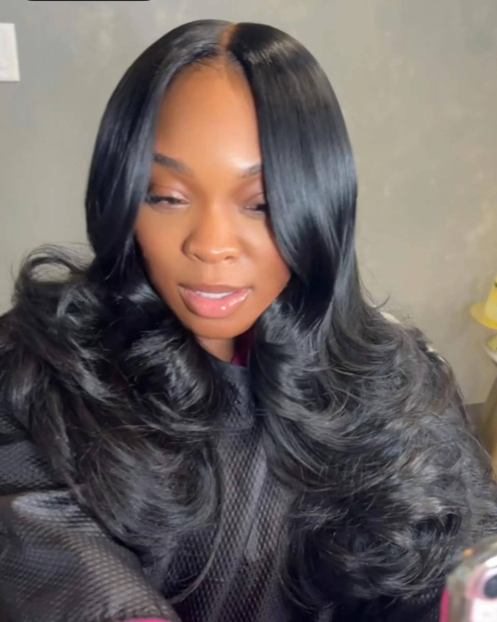 Long, flowing waves achieved with a sew-in technique for a polished and elegant finish. 1