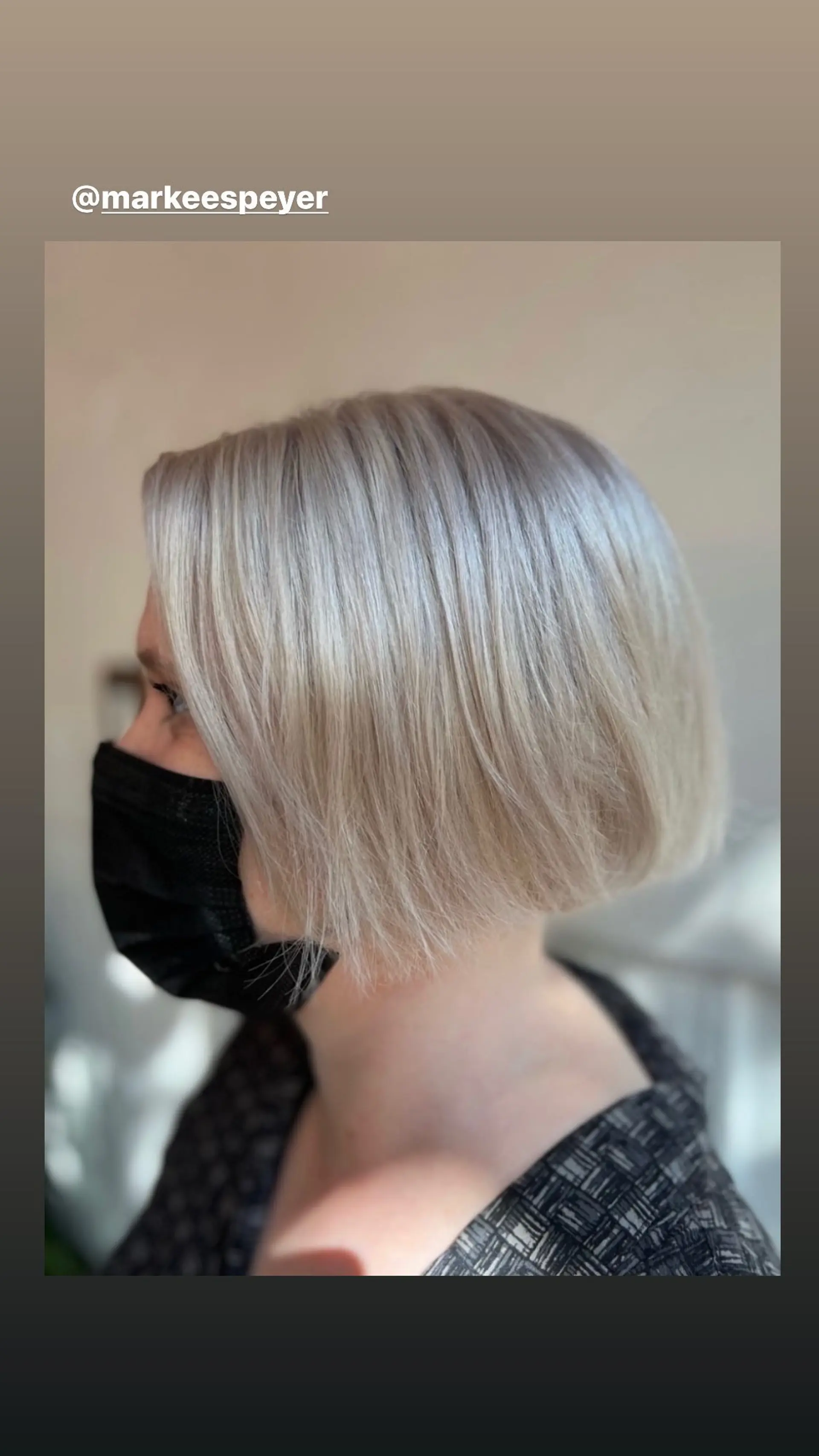 A sleek and stylish blunt bob, cut to a short length with a sharp, clean edge. 1