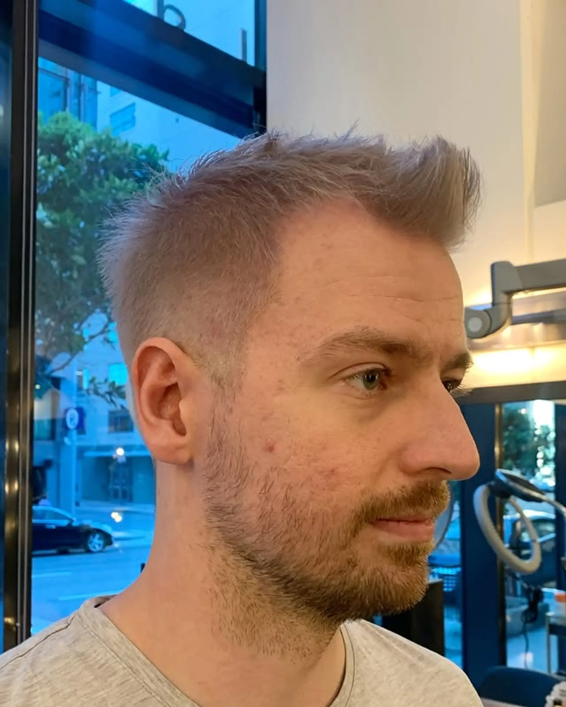 A short textured crop with a low fade. 1