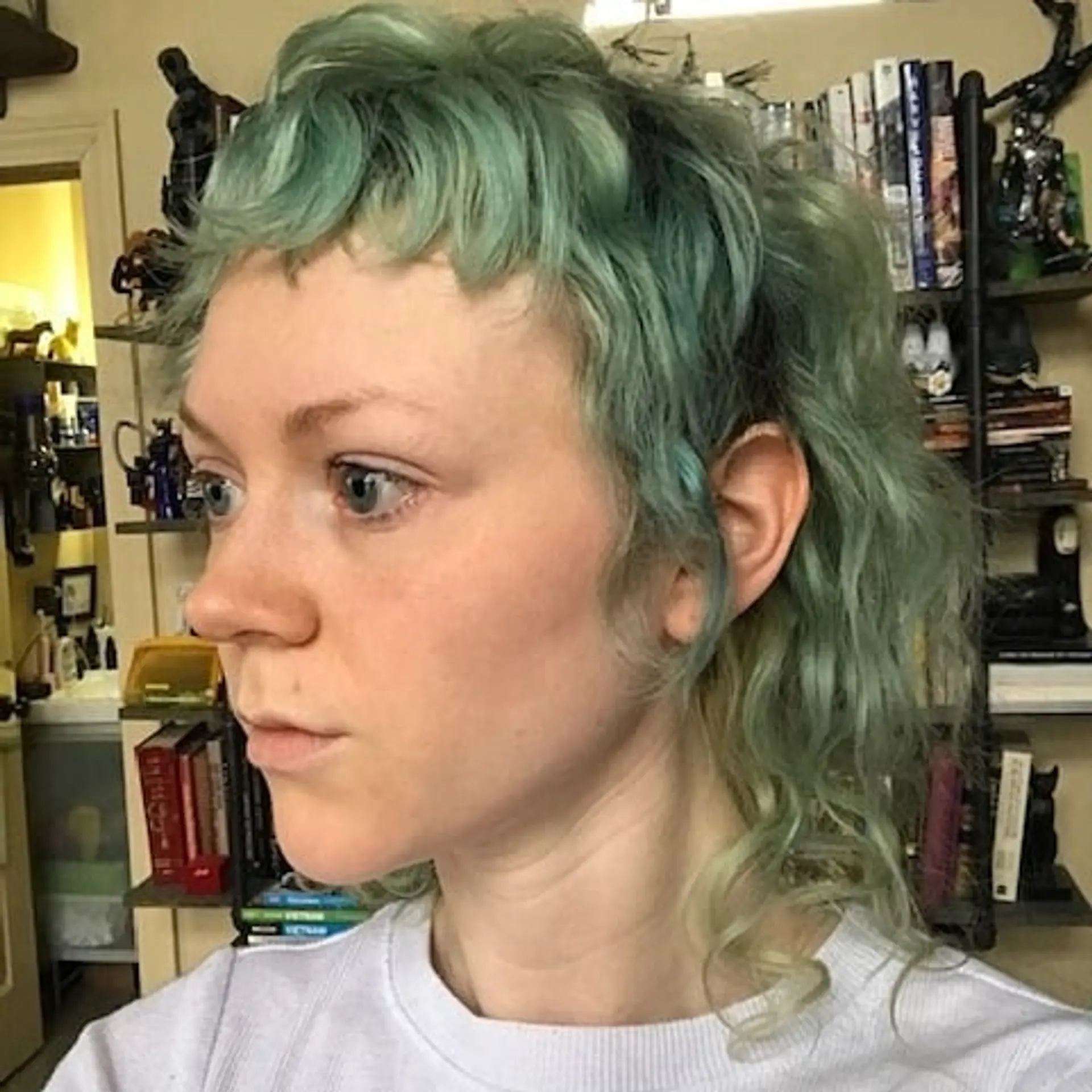 A modern take on the shag mullet, featuring choppy layers for texture and movement. 3