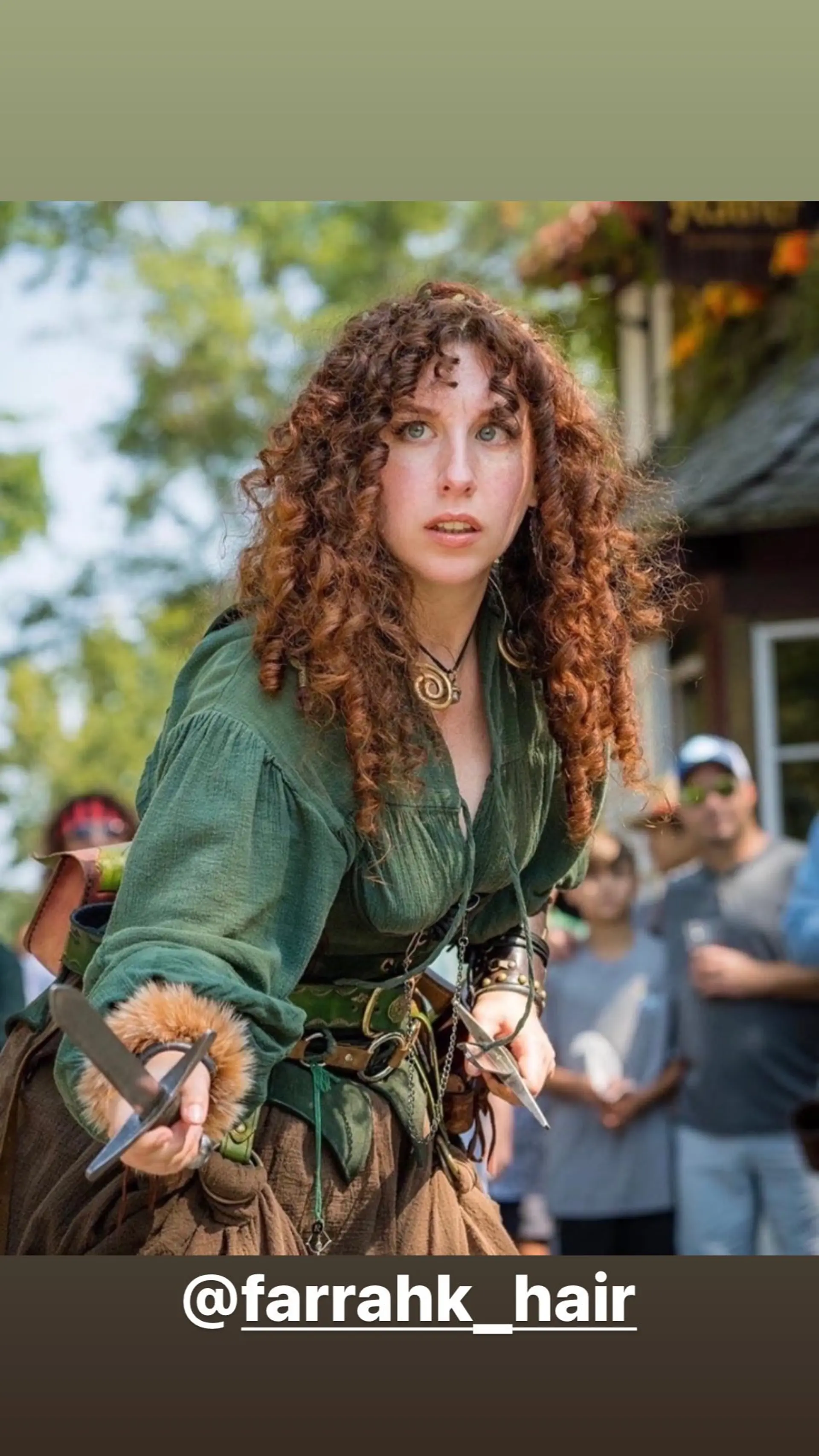 Bouncy, defined ringlets with subtle fringe. 1