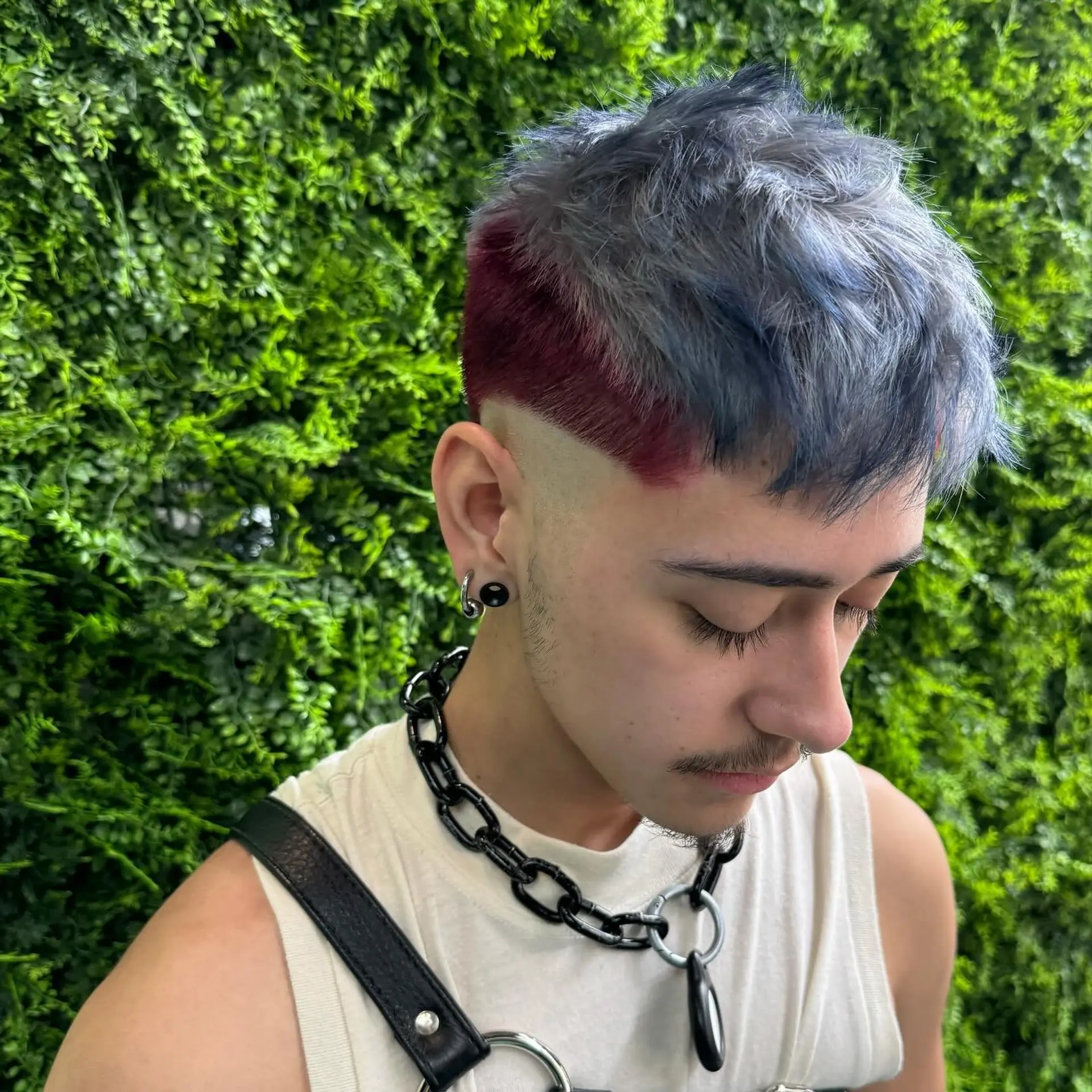 Short hair with a color block fade. 4