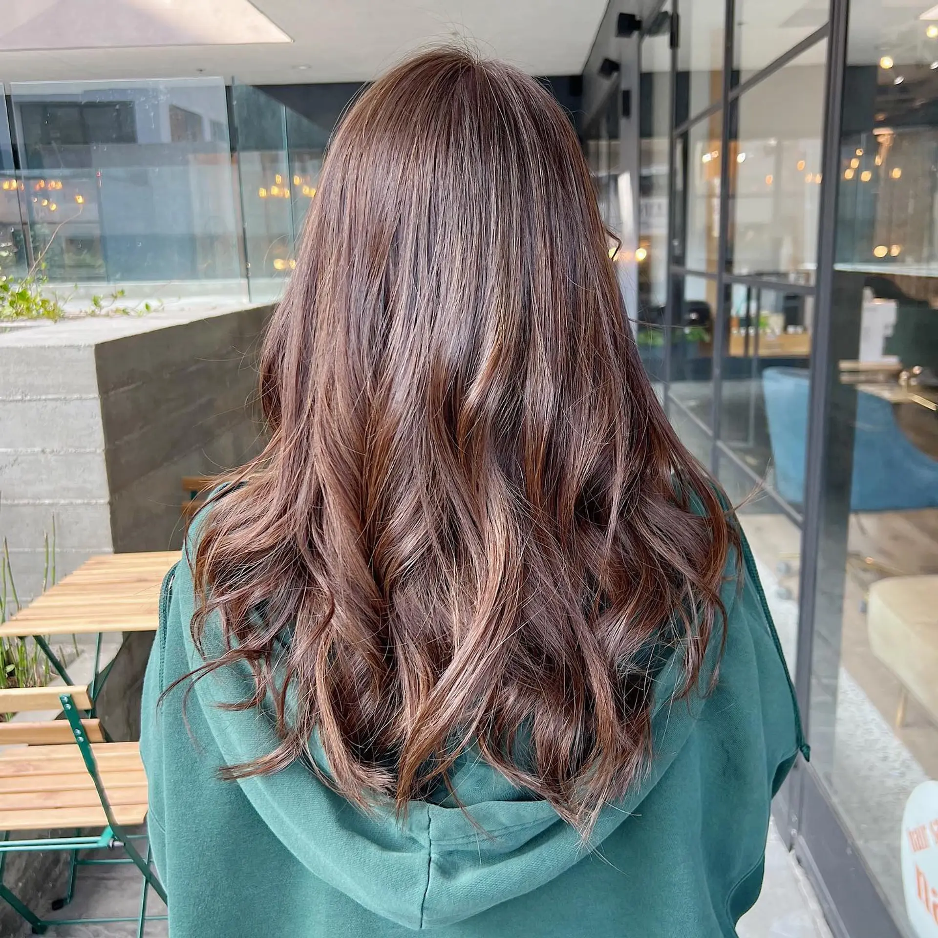 Long, soft, romantic waves. 1