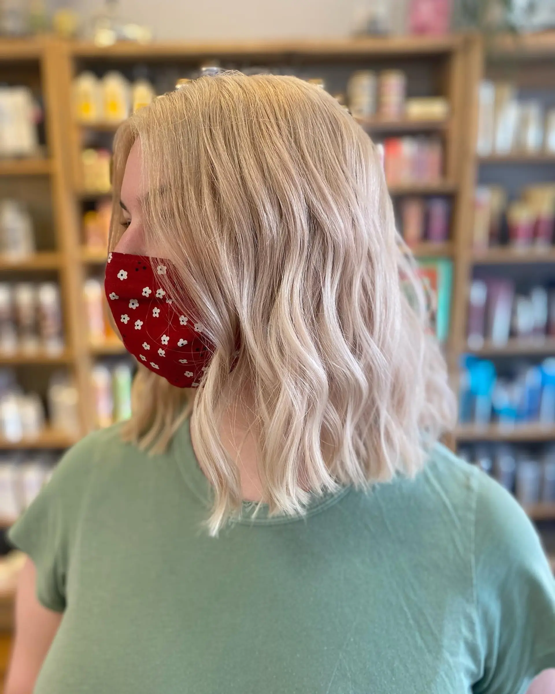 A medium-length bob with soft, natural waves. 1