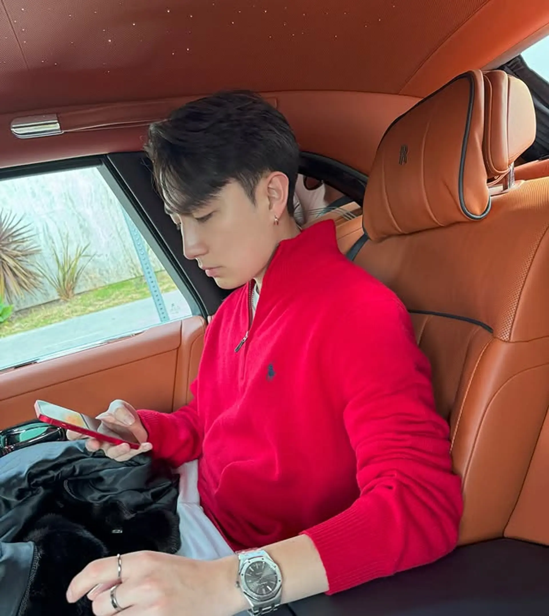 A trendy two block haircut with tapered sides and a textured top. 1