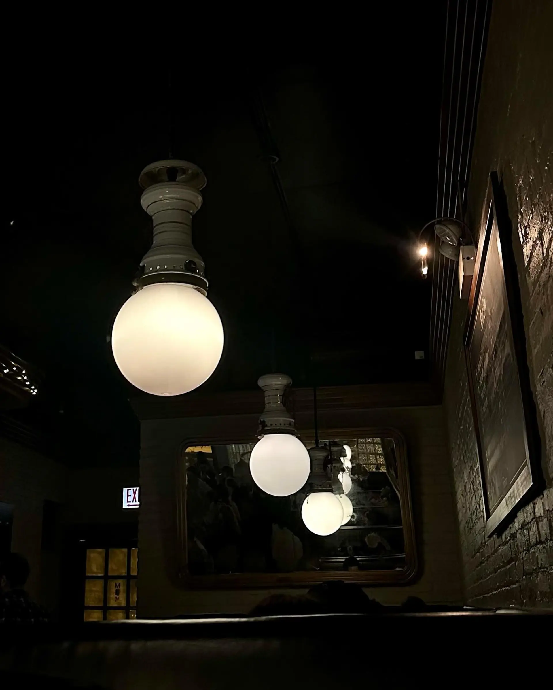 A medium-length wavy lob with soft layers. 3