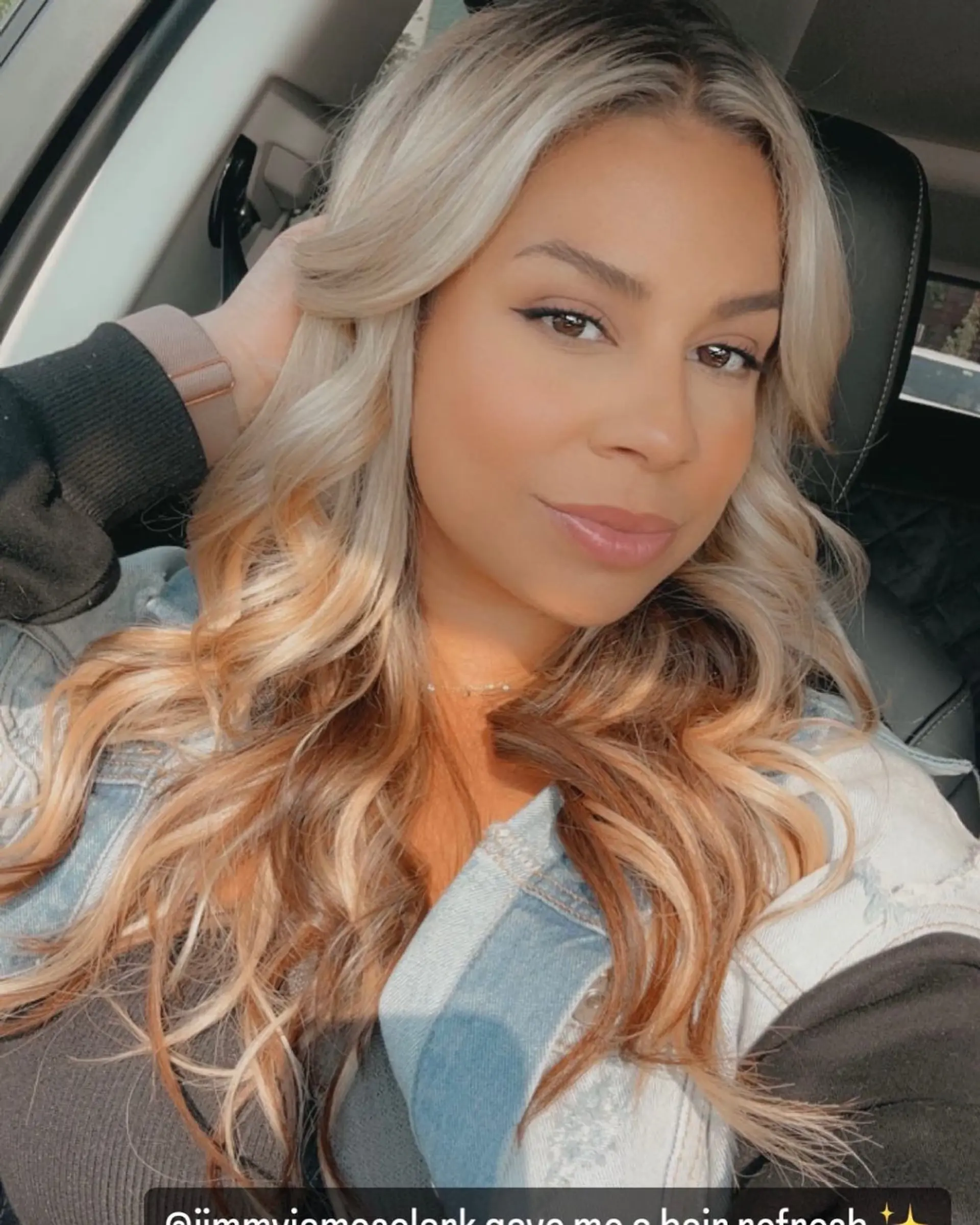 Long, wavy hair with a golden blonde balayage. 1