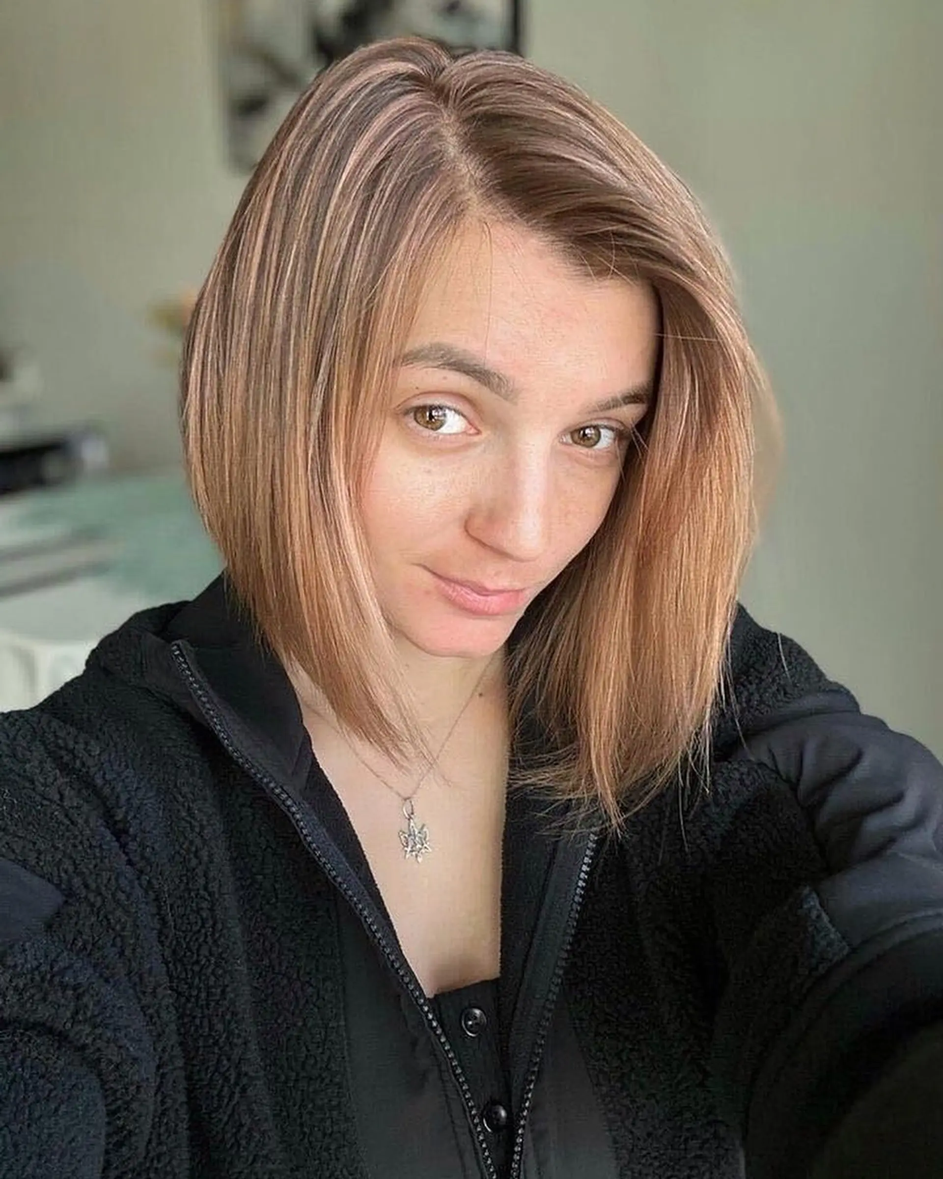 A classic bob cut with a modern bronde color. 2