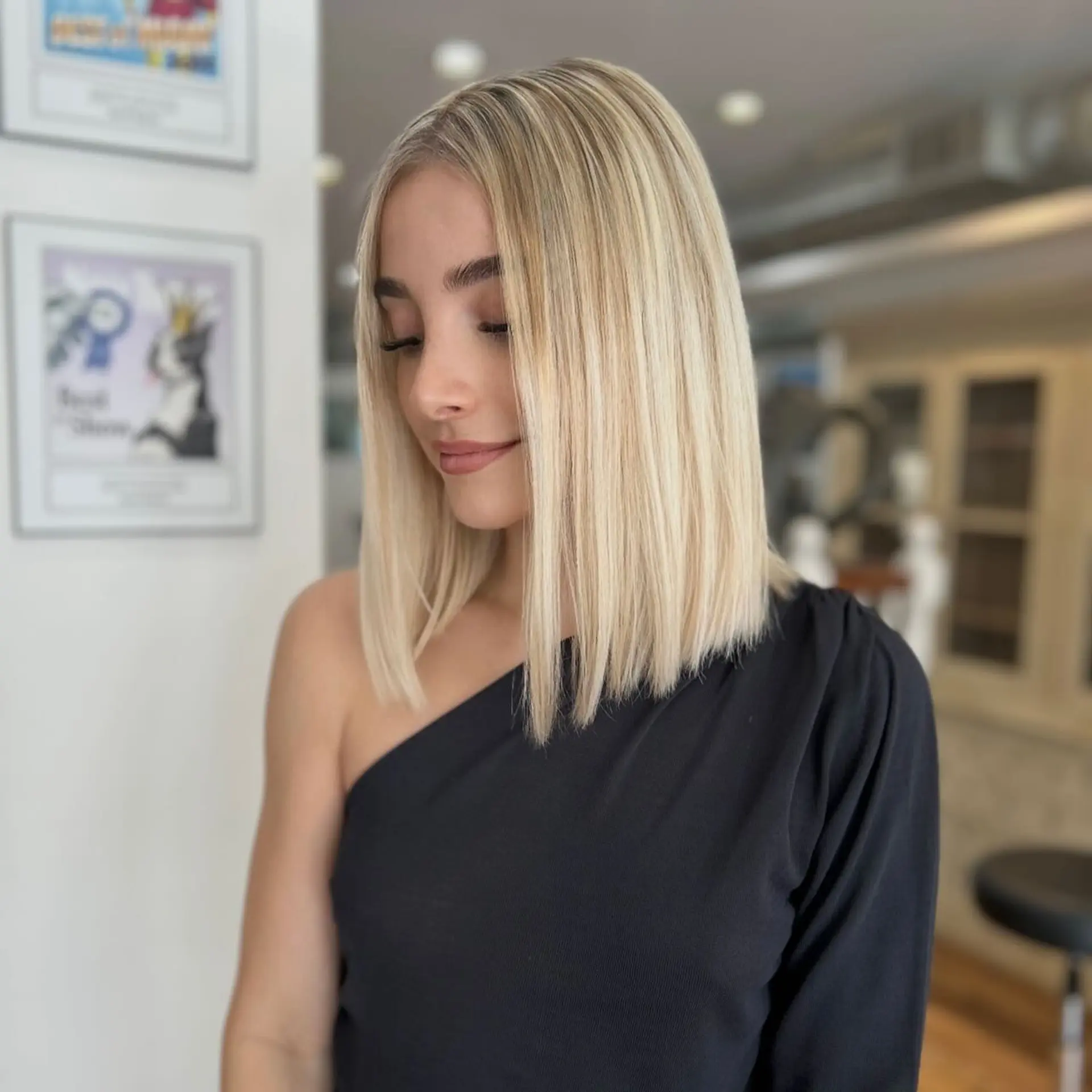 A sleek, blunt cut bob. 2