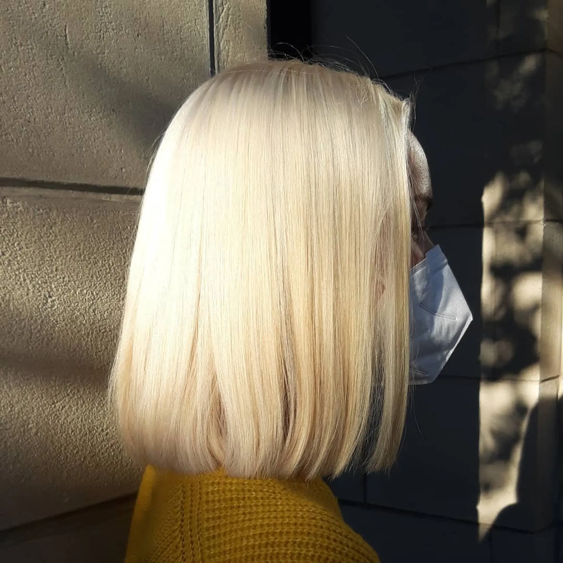 A sharp, straight blunt bob with a modern, cool edge. 1