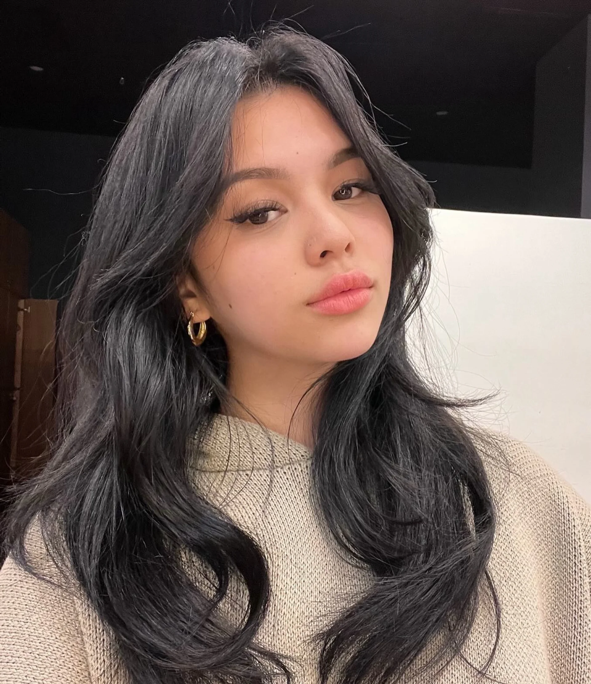 Vibrant teal ombre lob, a bold and trendy hairstyle for 2025 - Preview 2