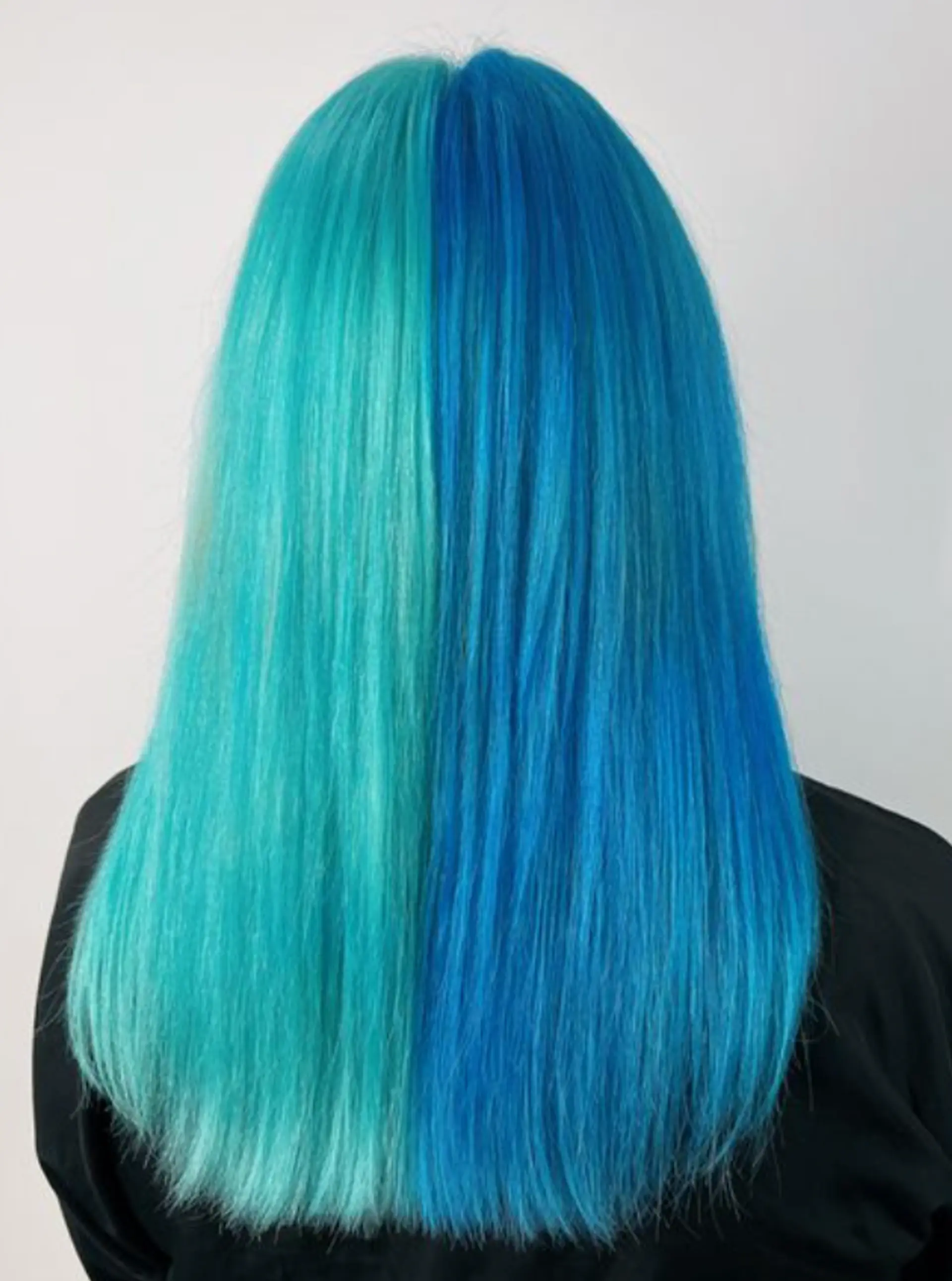 Long, straight hair with a dual-tone color effect, turquoise on the left and deep blue on the right, creating a vibrant and sleek look. 1