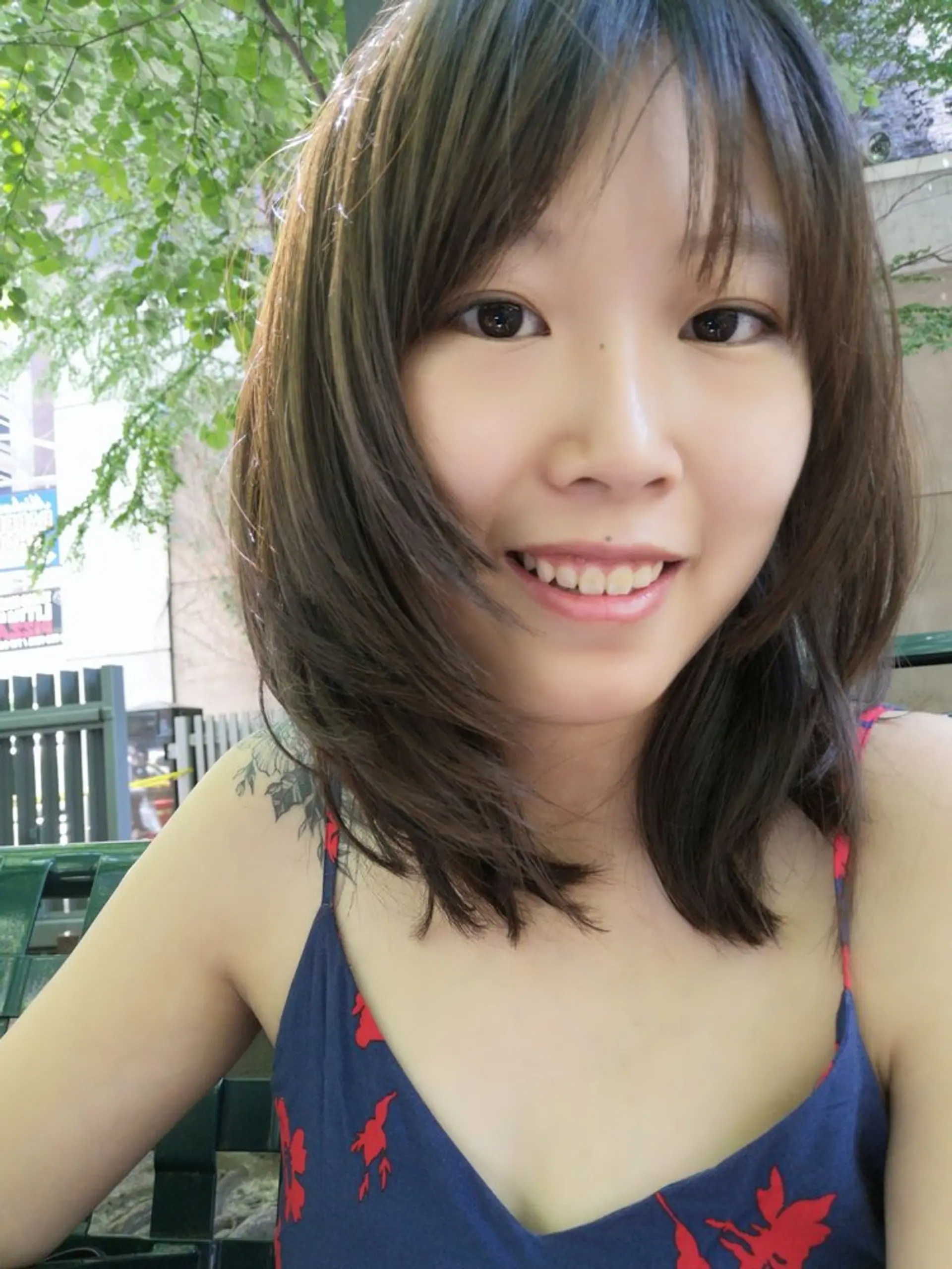 A shoulder-length lob with face-framing layers and on-trend curtain bangs. 1