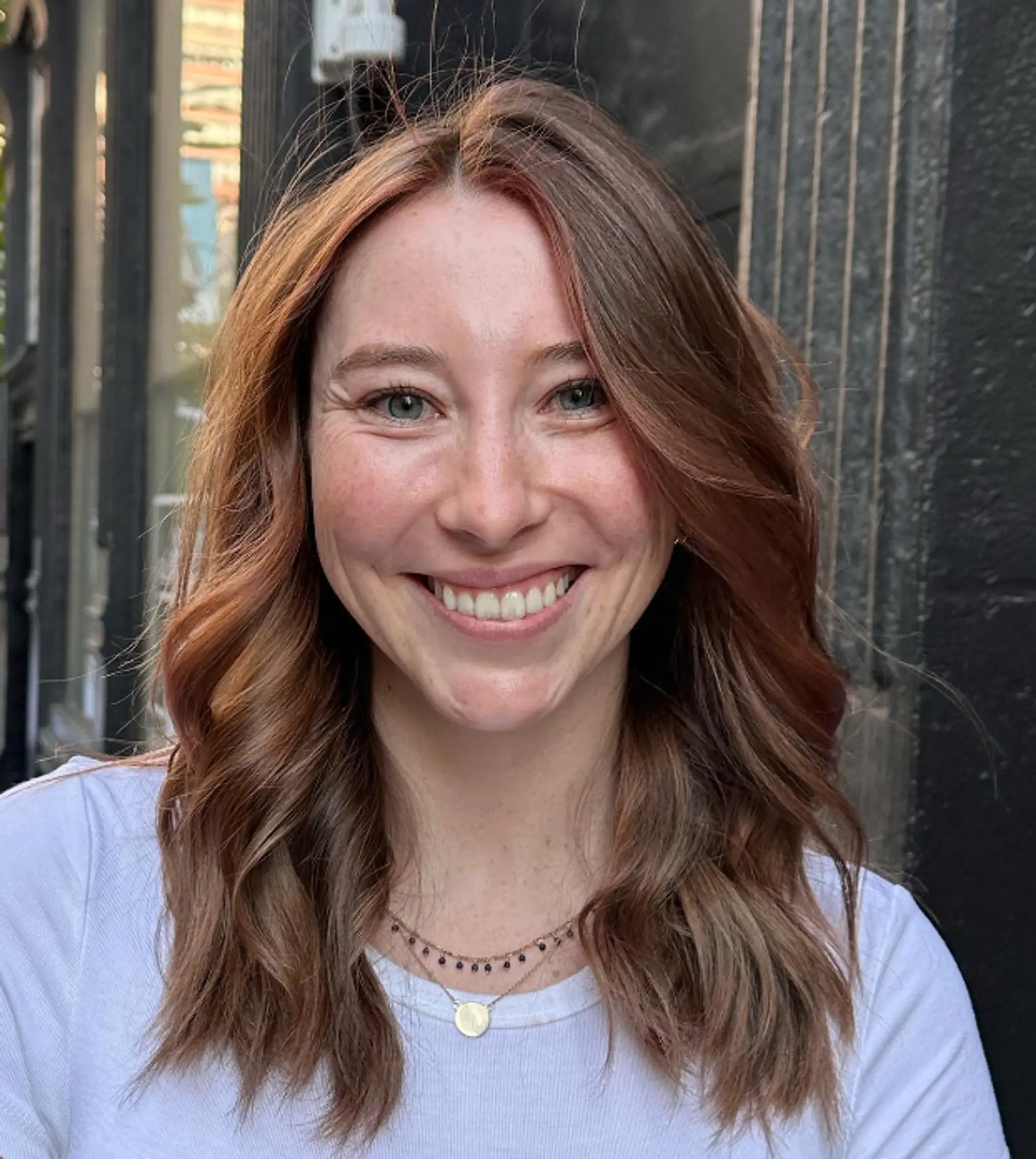 Medium-length, wavy hairstyle with soft waves, featuring a mix of light brown and reddish-brown tones. Layered cut with a side part, creating a natural and effortless look.

Color by @simabeautynyc
Cut and style by @juliamannino_hair
 1