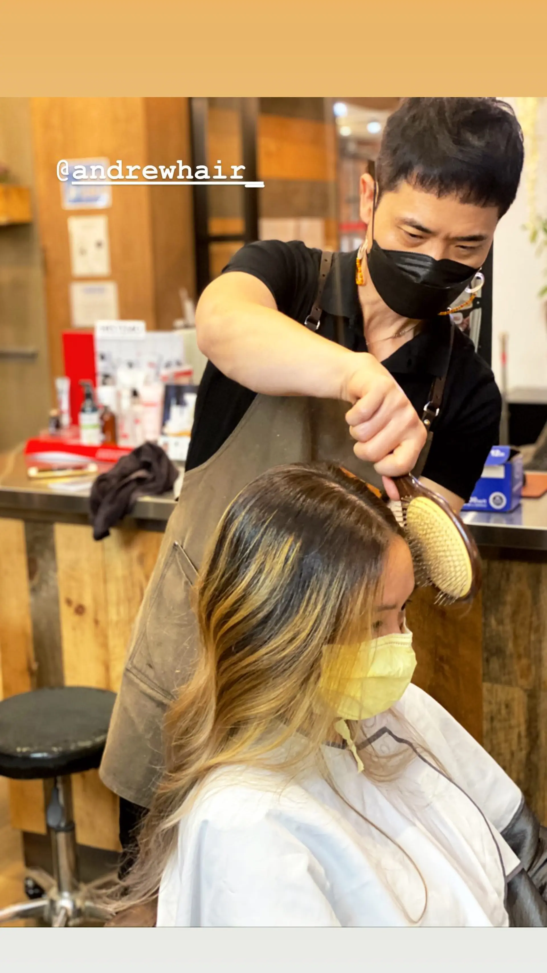 A radiant golden blonde balayage with a natural, rooted look. 1