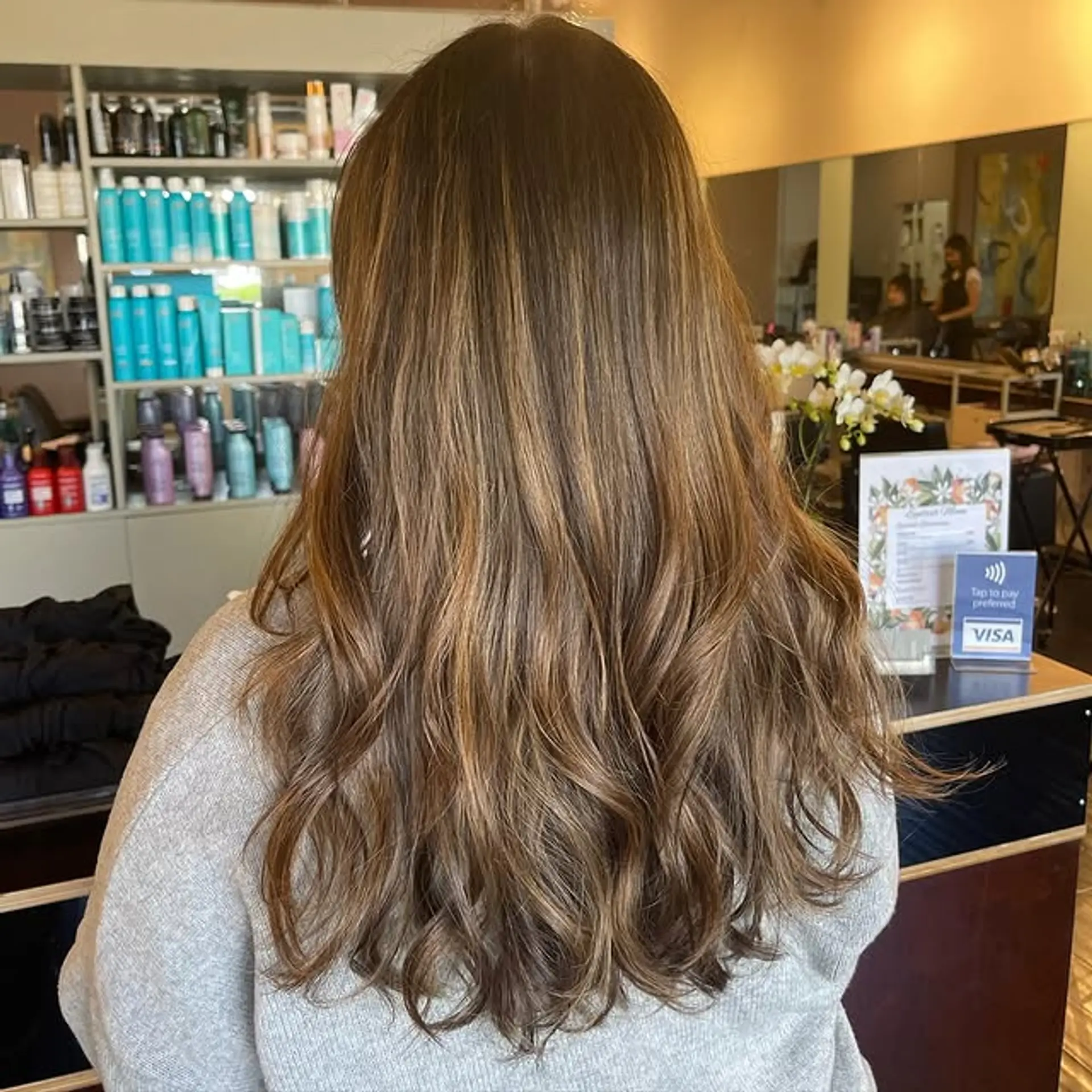 Long wavy hair with a caramel balayage. 1