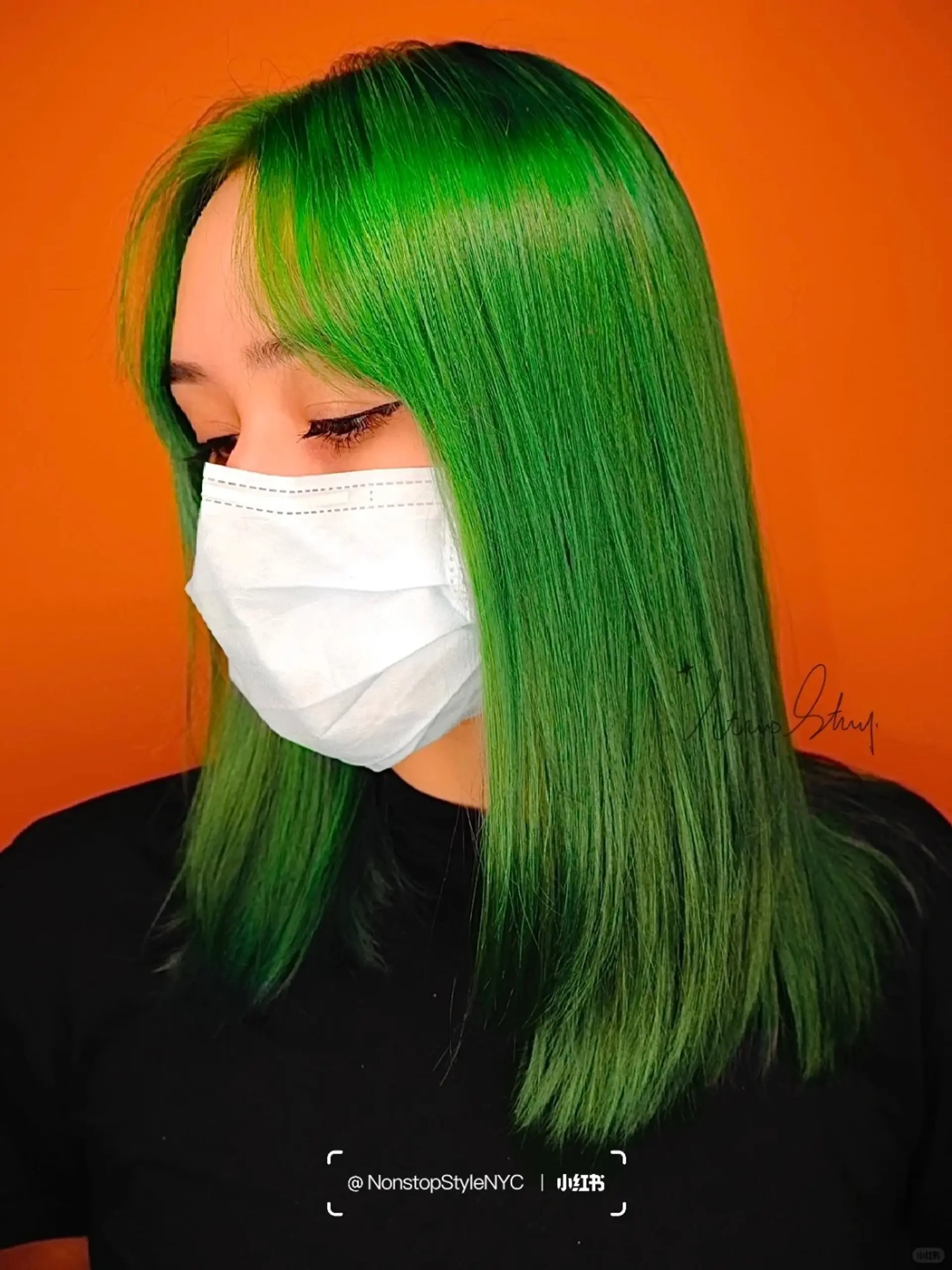 A vibrant, emerald green medium-length hairstyle with straight hair. The style features curtain bangs that frame the face delicately. The silky finish adds an ultra-sleek and polished look.

(NonstopStyle: by Hiro) 1