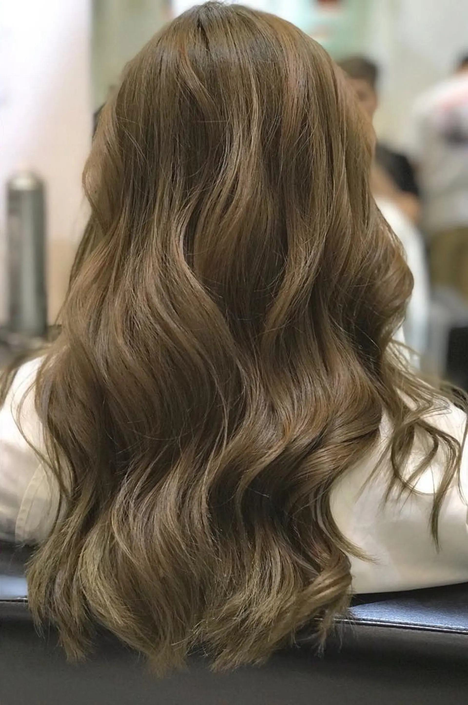 Long, flowing waves in a rich espresso color. 1