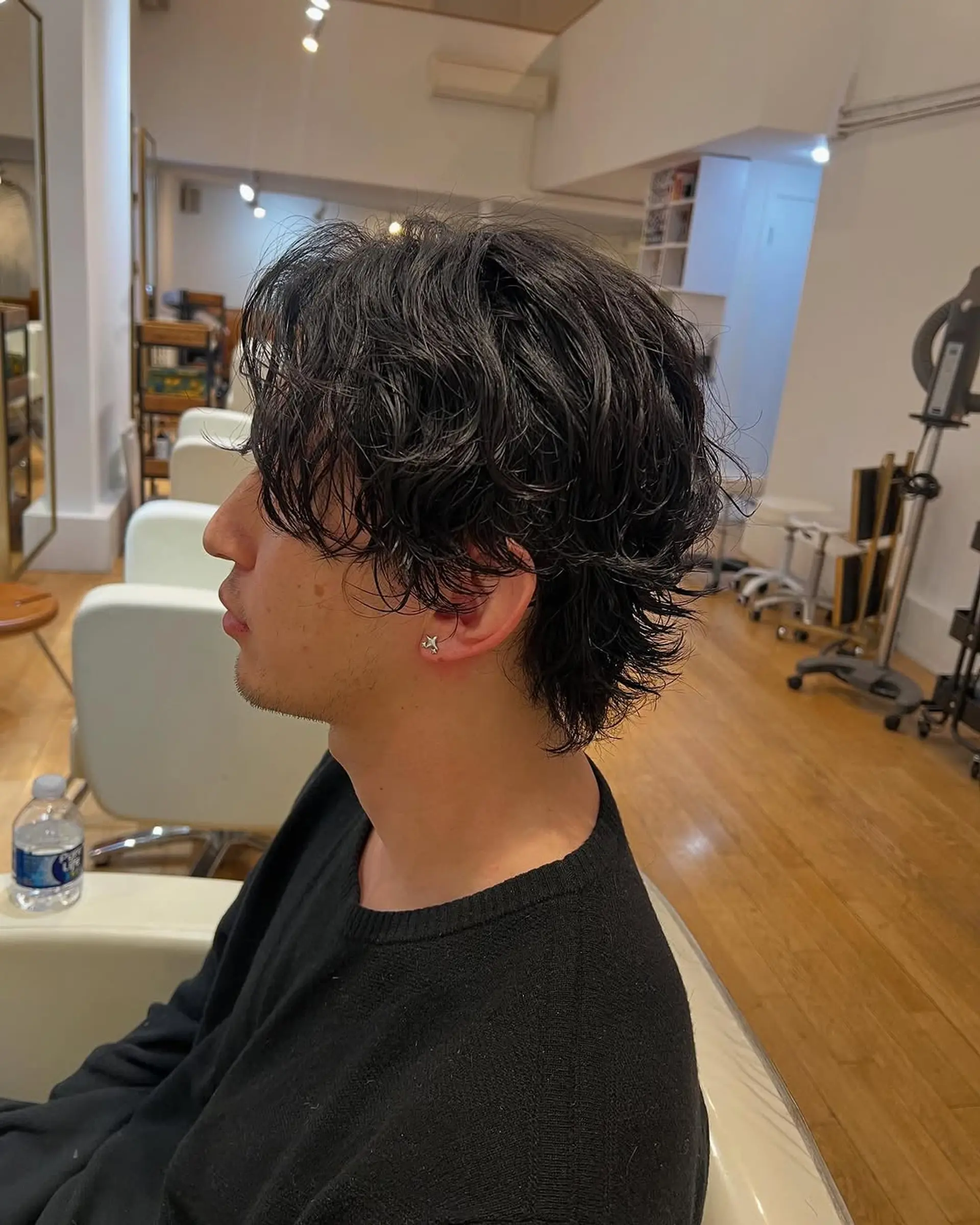 A textured and layered wolf cut. 1