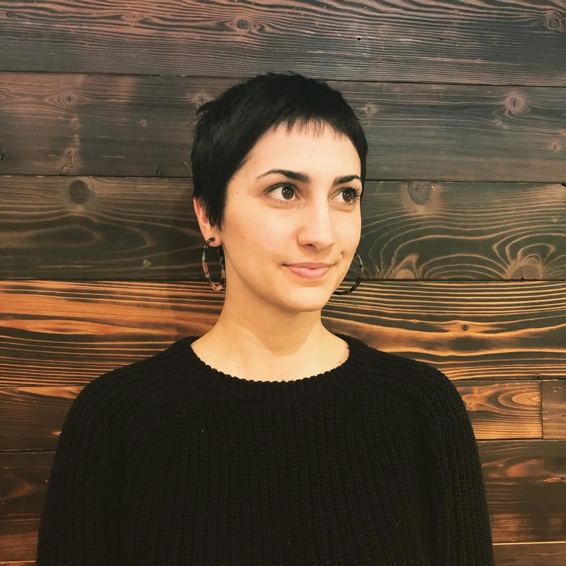 A stylish and modern lob with subtle face-framing layers. 2