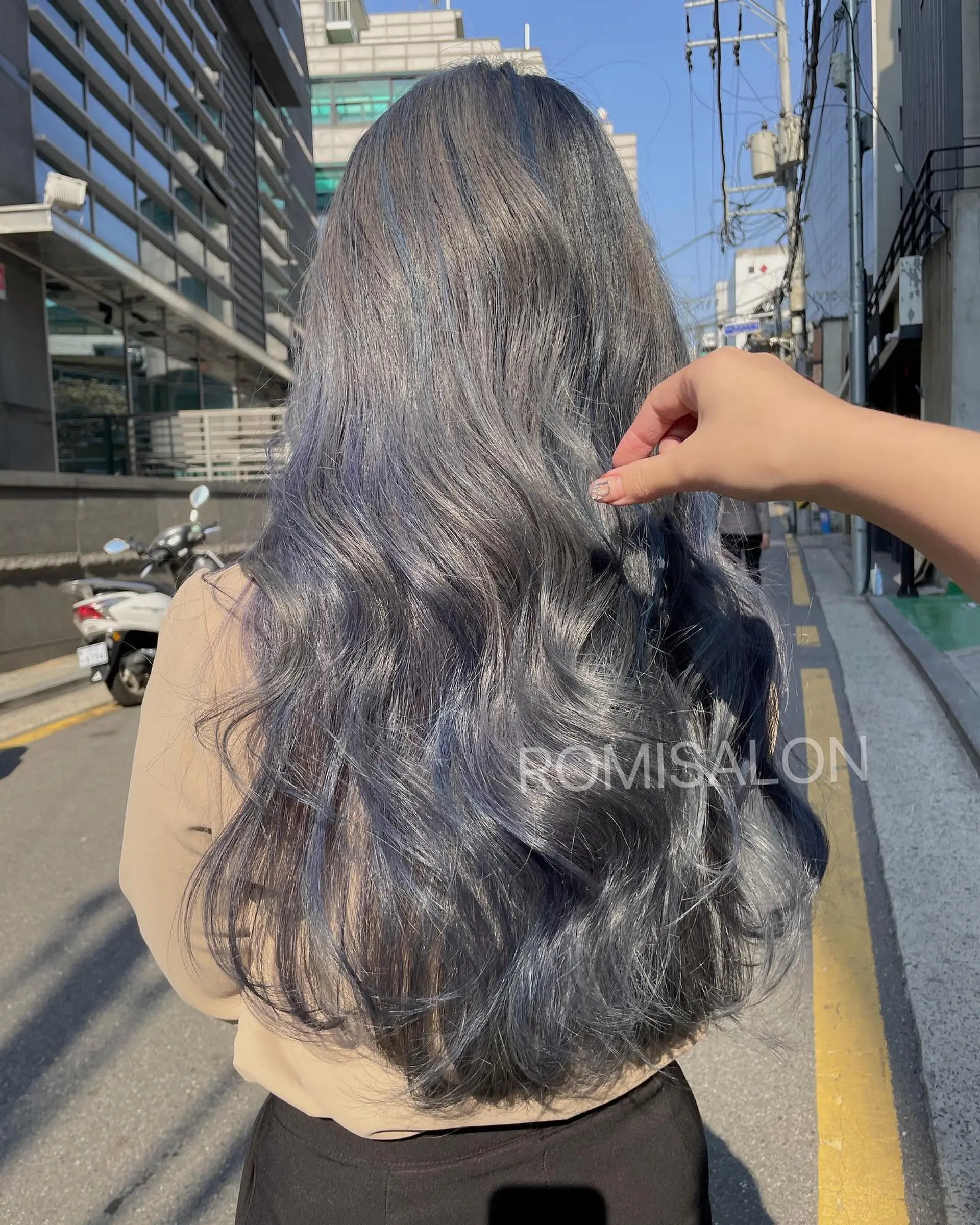 Long wavy hairstyle with an ash blue and silver ombre. 1