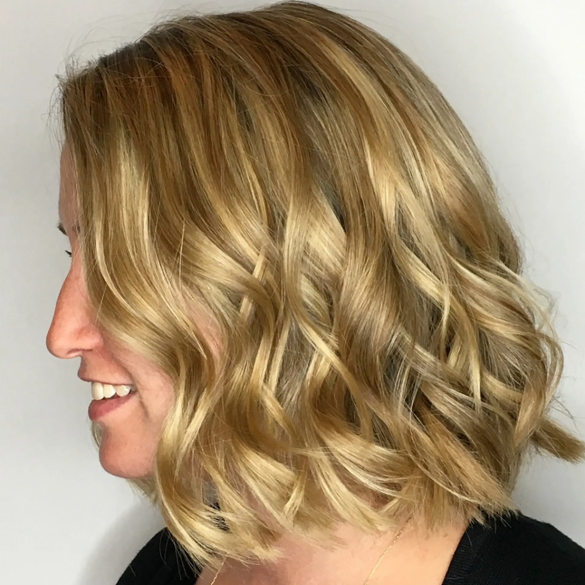 A wavy bob with soft, tousled beach waves. 2