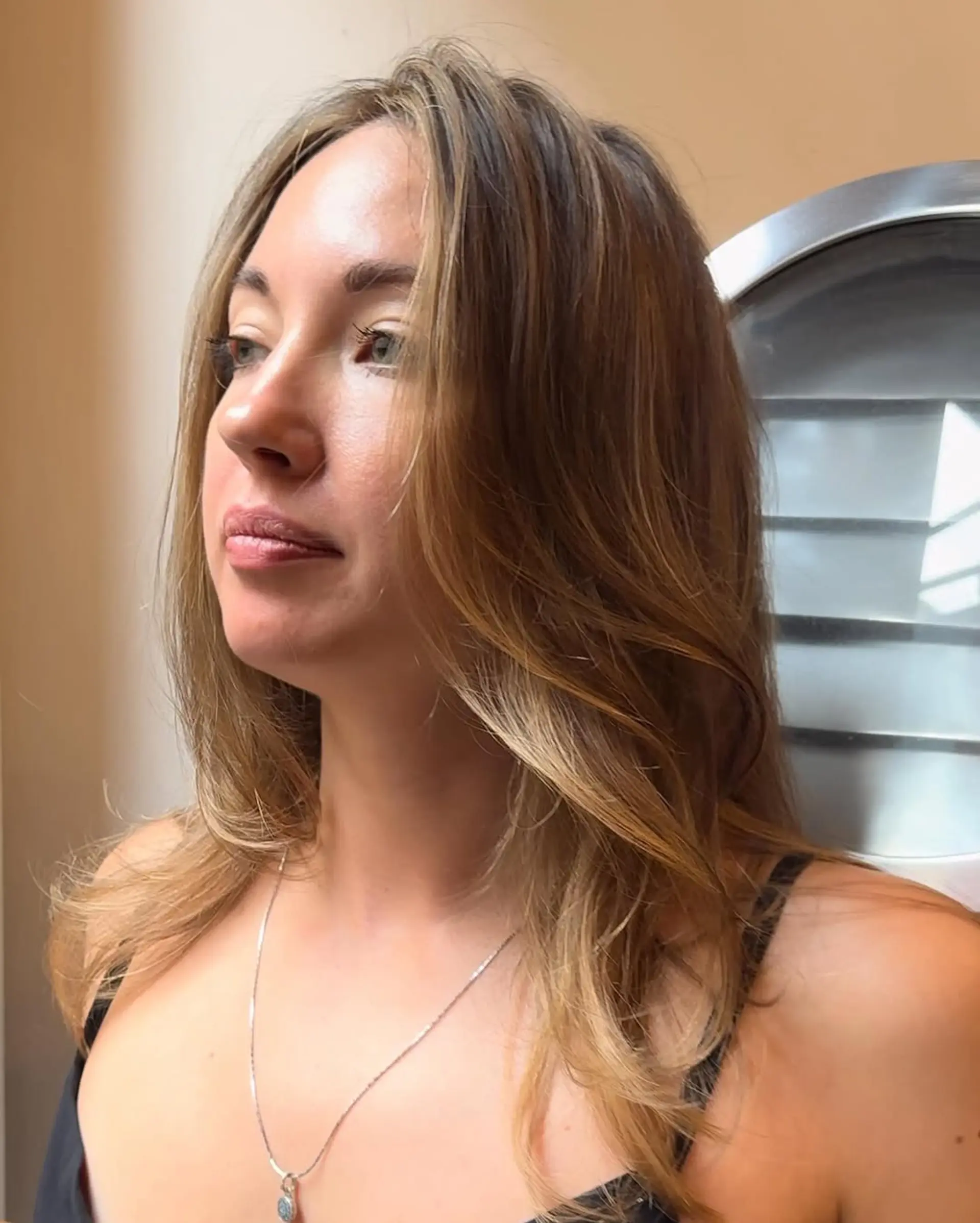 Long, straight hair with golden blonde and honey hues, featuring layered ends for a natural flow. 4