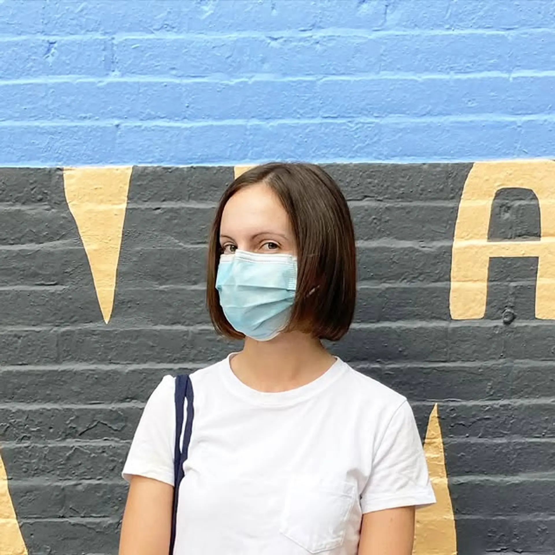 A timeless blunt bob haircut with a clean, sharp edge. 1