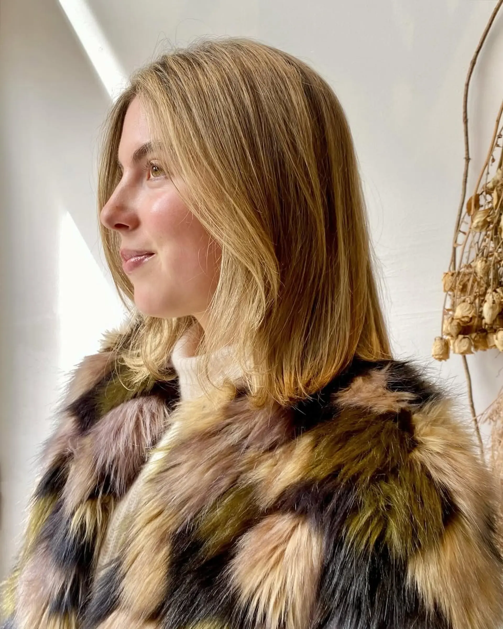 A classic blunt bob, cut to medium length. 1