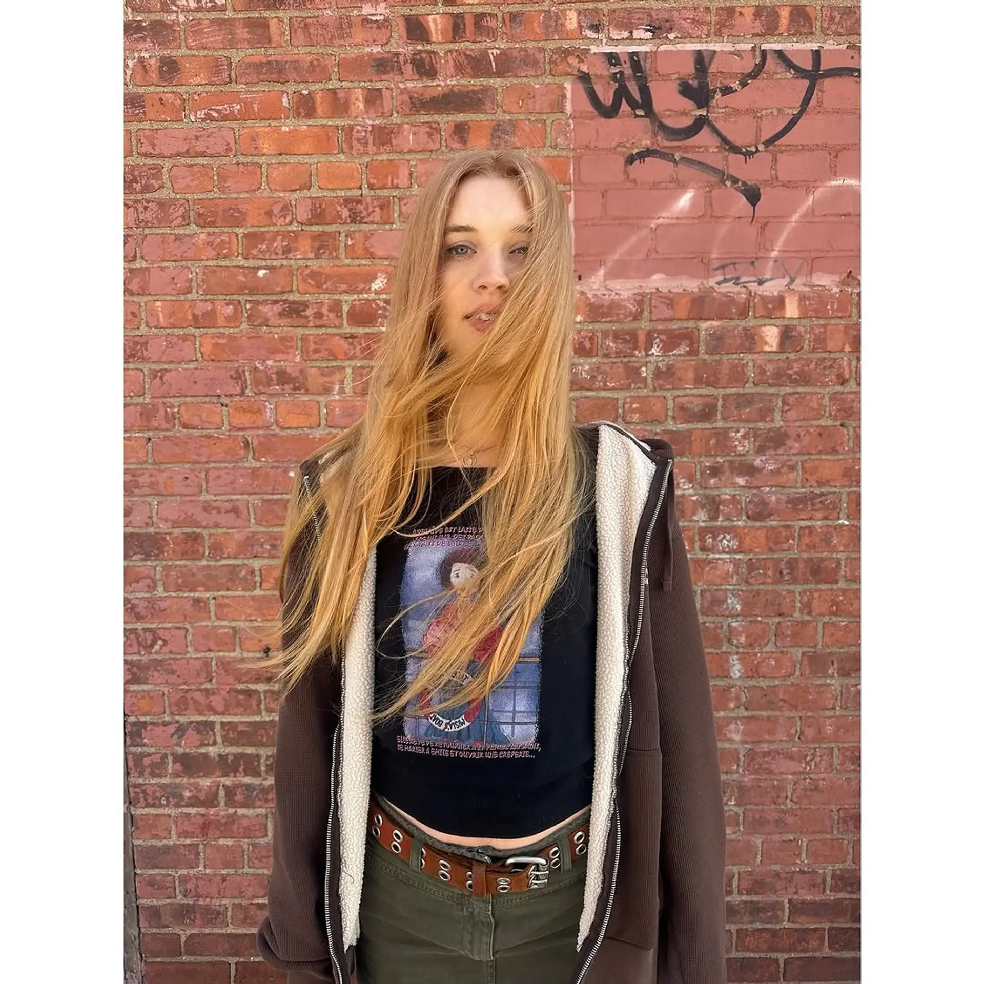 Long, straight honey blonde hair with subtle layers. 1